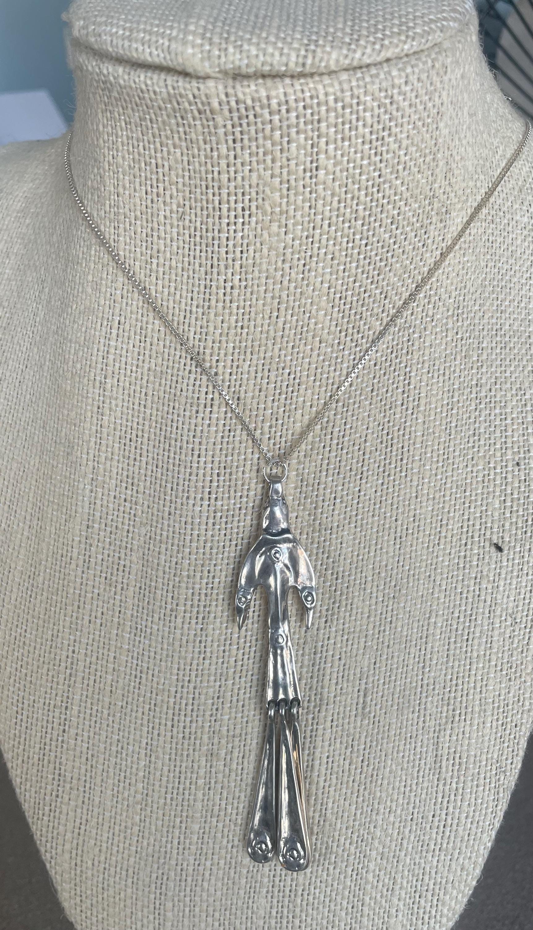 Beautiful Unique Heavy Sterling Silver Artist Signed Modernist Necklace Lelegian