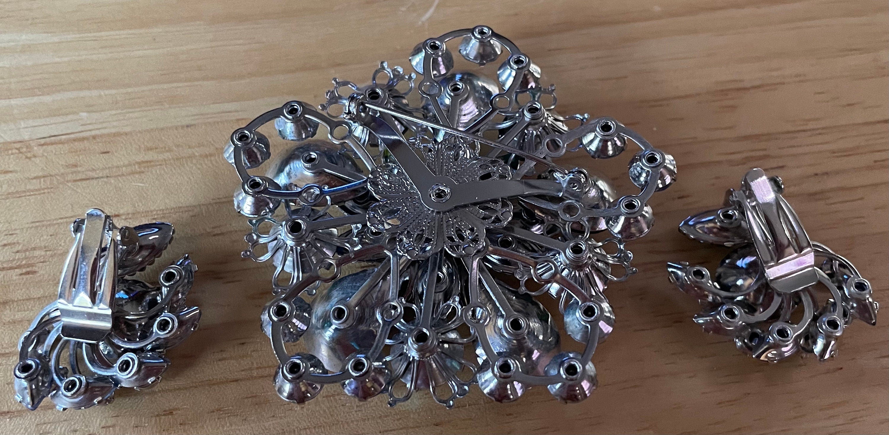 Stunning Huge Vintage Dark Blue Rhinestone Brooch Pin and Clip Earrings Set