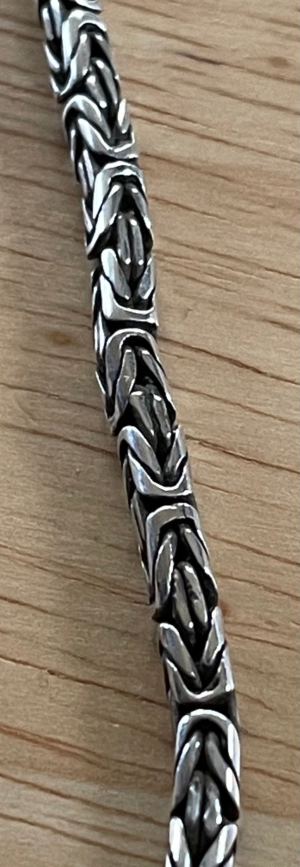 Beautiful Unique Heavy Sterling Silver Chain Necklace