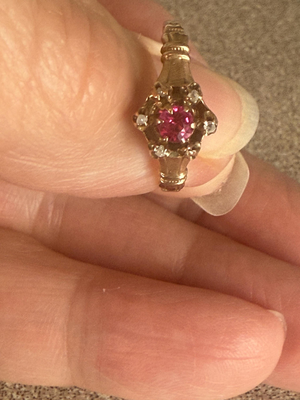 Vintage Antique Estate 10k Gold Ruby Diamond Ring with Diamond Chips Size 7 1/2