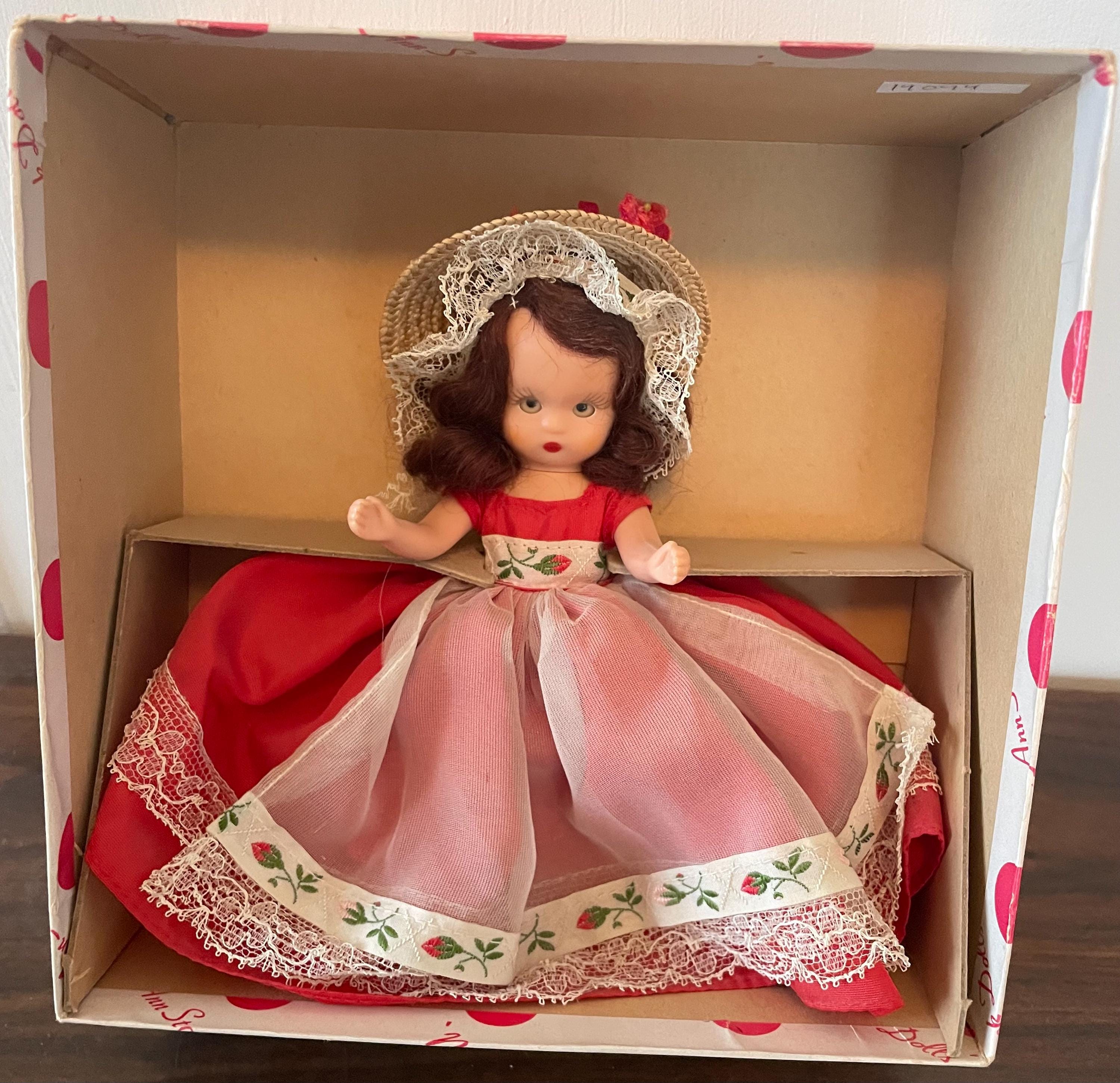 Nancy Ann Dolls of the Day Series "Saturdays Child" Must work for a Living 185 Doll in Box