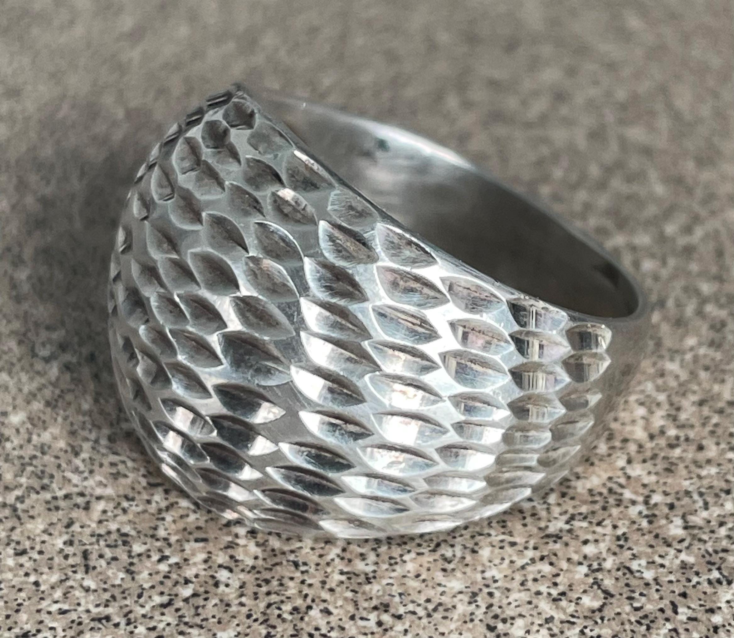 Unique Vintage Ladies Domed Sterling Silver Modernist Ring Size 8