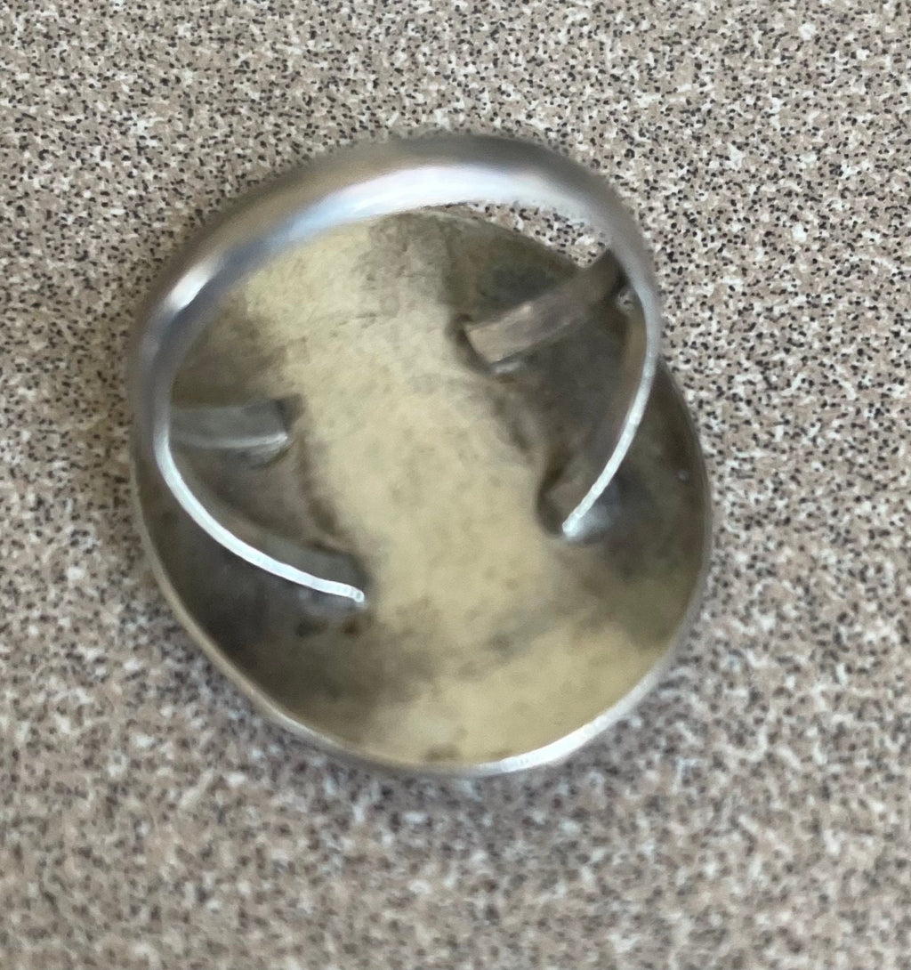 Vintage Native American White Mother Of Pearl Sterling Silver Ring Size 5 1/2