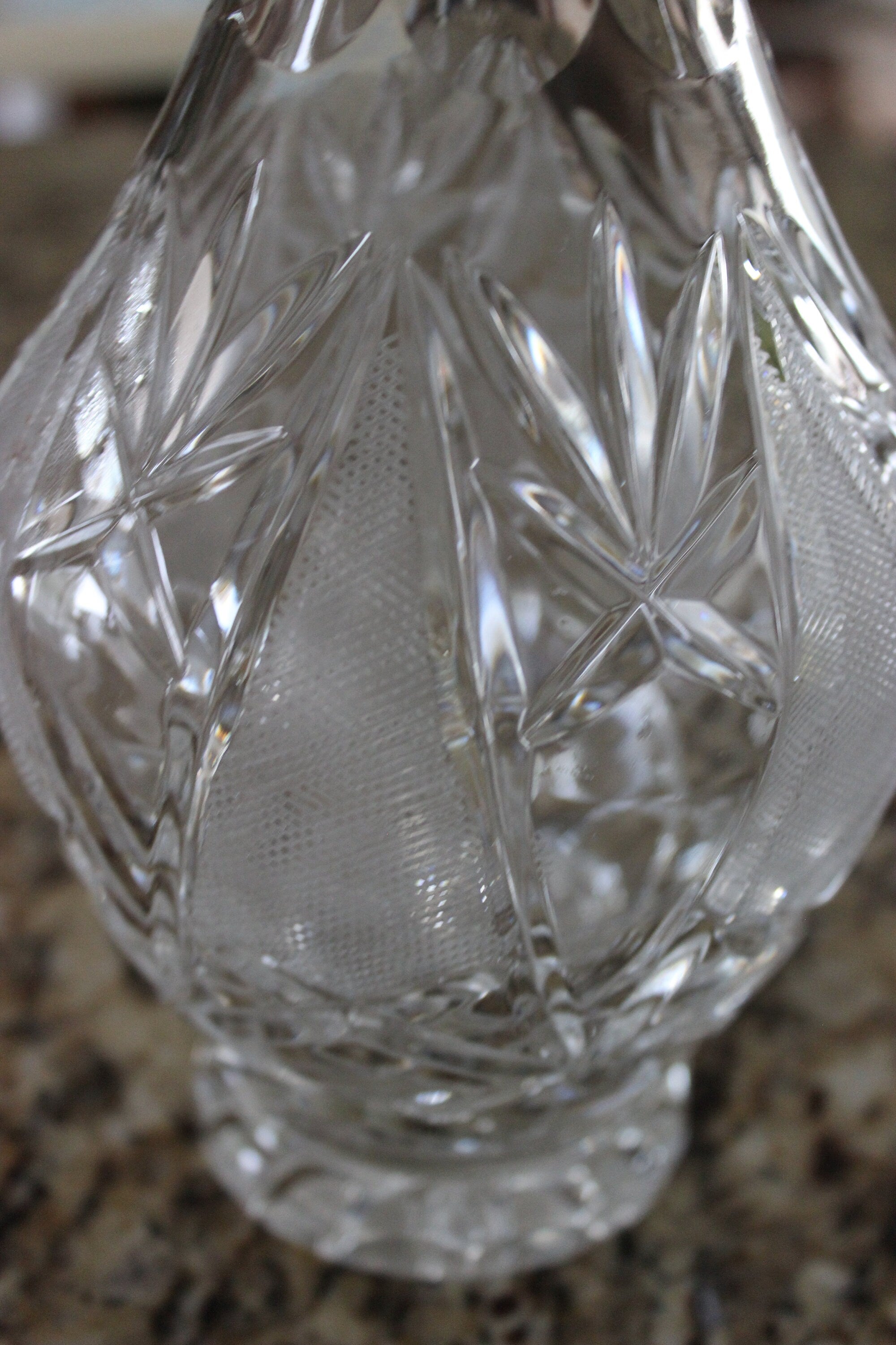 Stunning Vintage Heavy Cut Crystal Liquor Decanter Wine Carafe Very Elegant