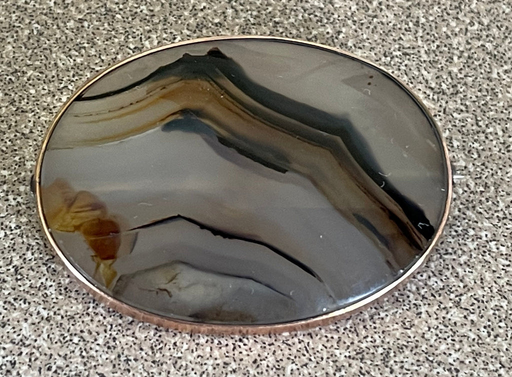 Beautiful Vintage Agate Brooch Pin Banded in 10k Gold