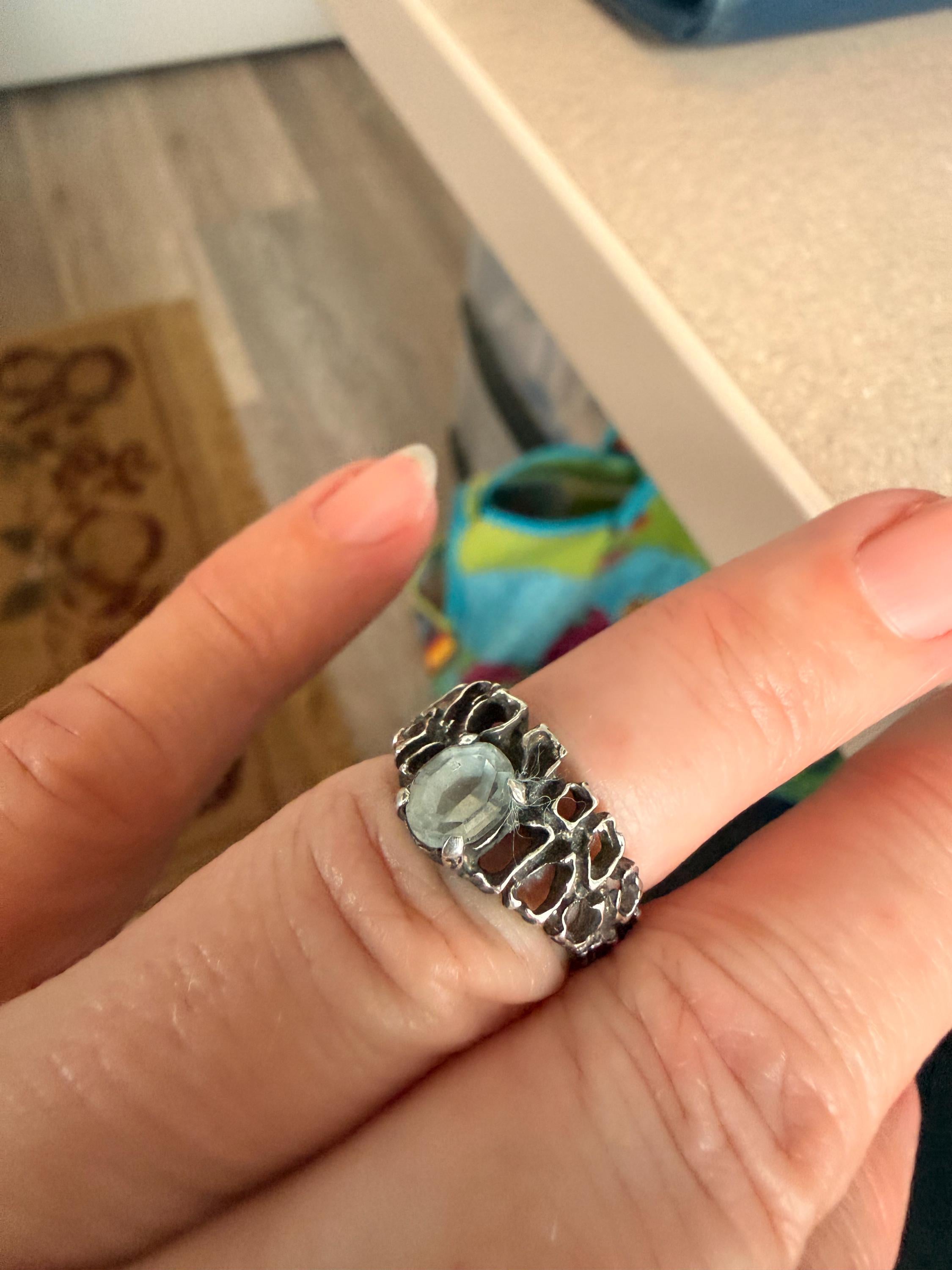 Beautiful Ladies Vintage Sterling Silver Aquamarine/Blue Topaz  Ring Size 6