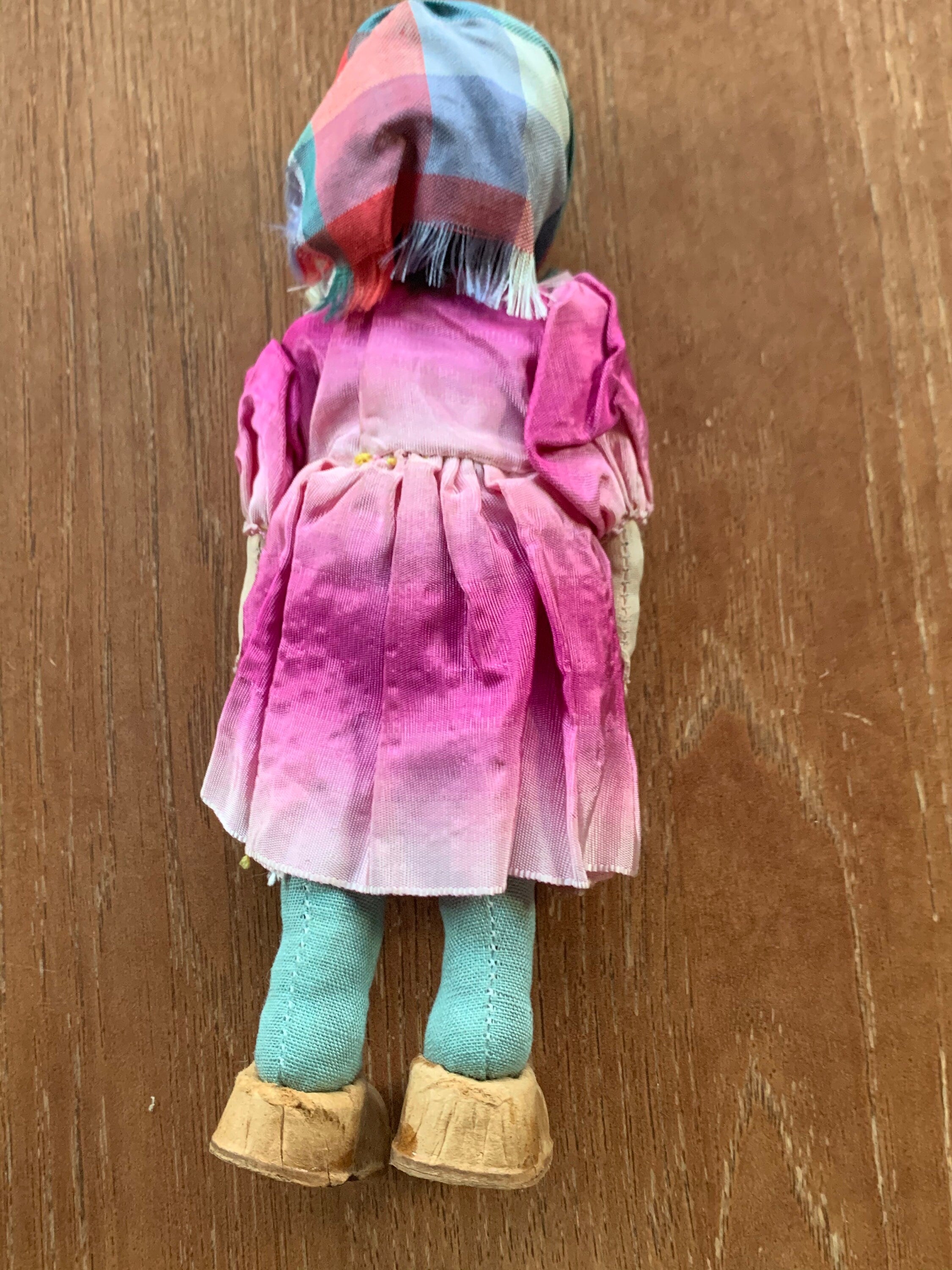 Beautiful Hand Painted Lenci Type 7" Russian Doll