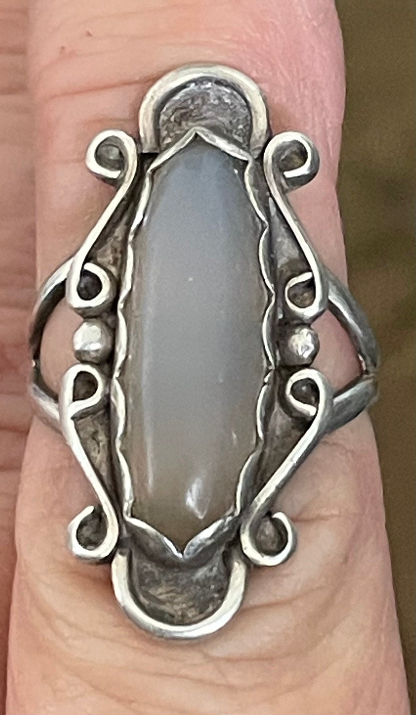 Vintage Antique Moonstone and  Sterling Silver Ring Size 6