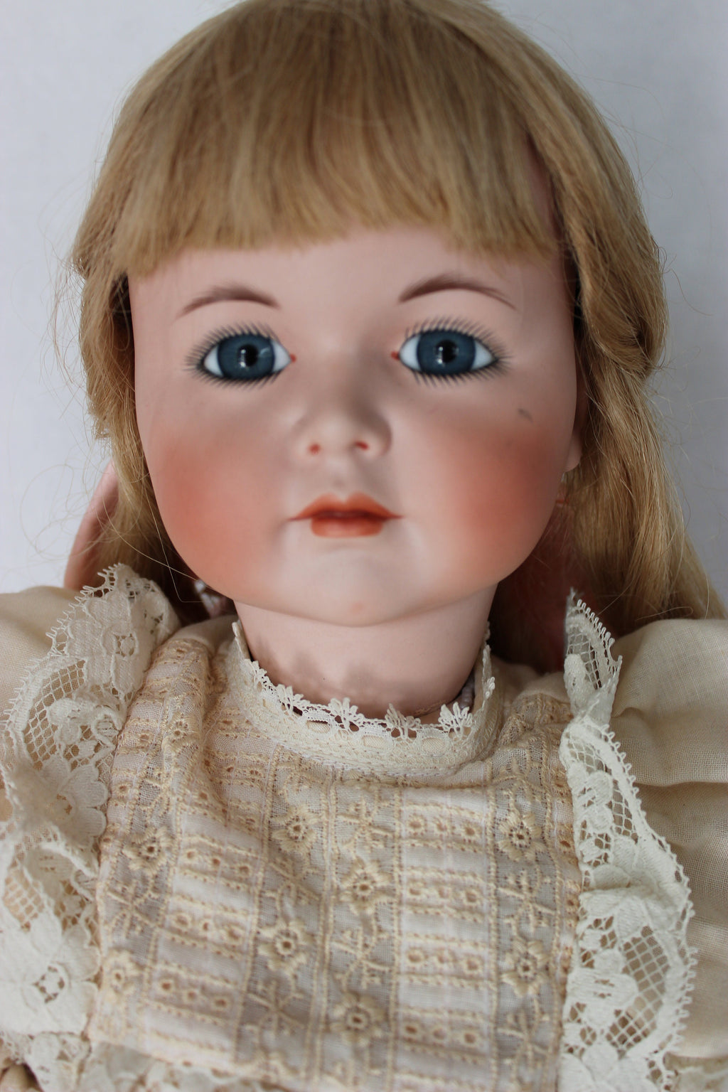 Beautiful 25" Artist Signed Lynda  Alan Marx 1984 K & R Simon Halbig Porcelain Repro Doll