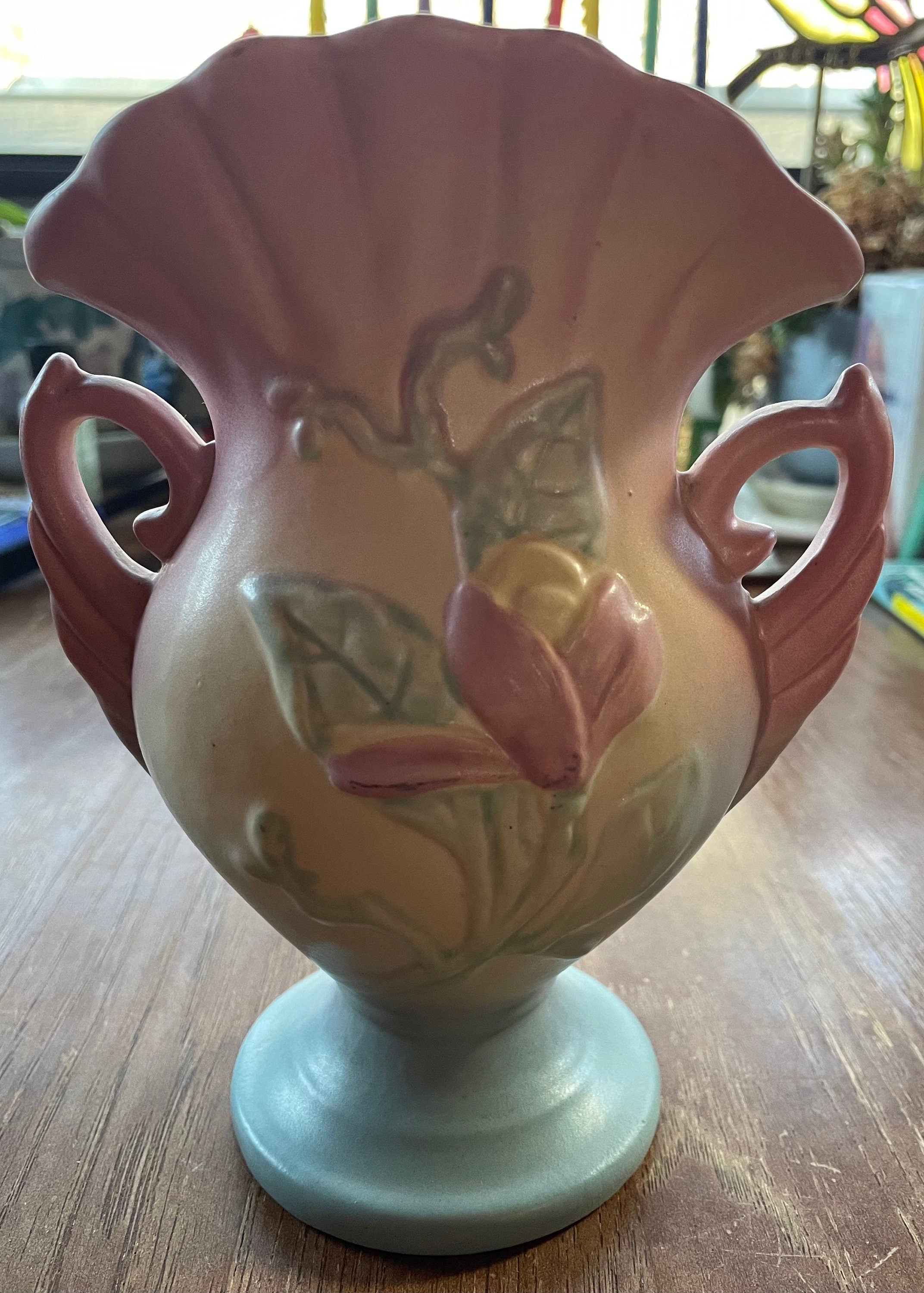 Beautiful 1930's Hull Art Pottery Swan Handled Vase  12-6 1/4