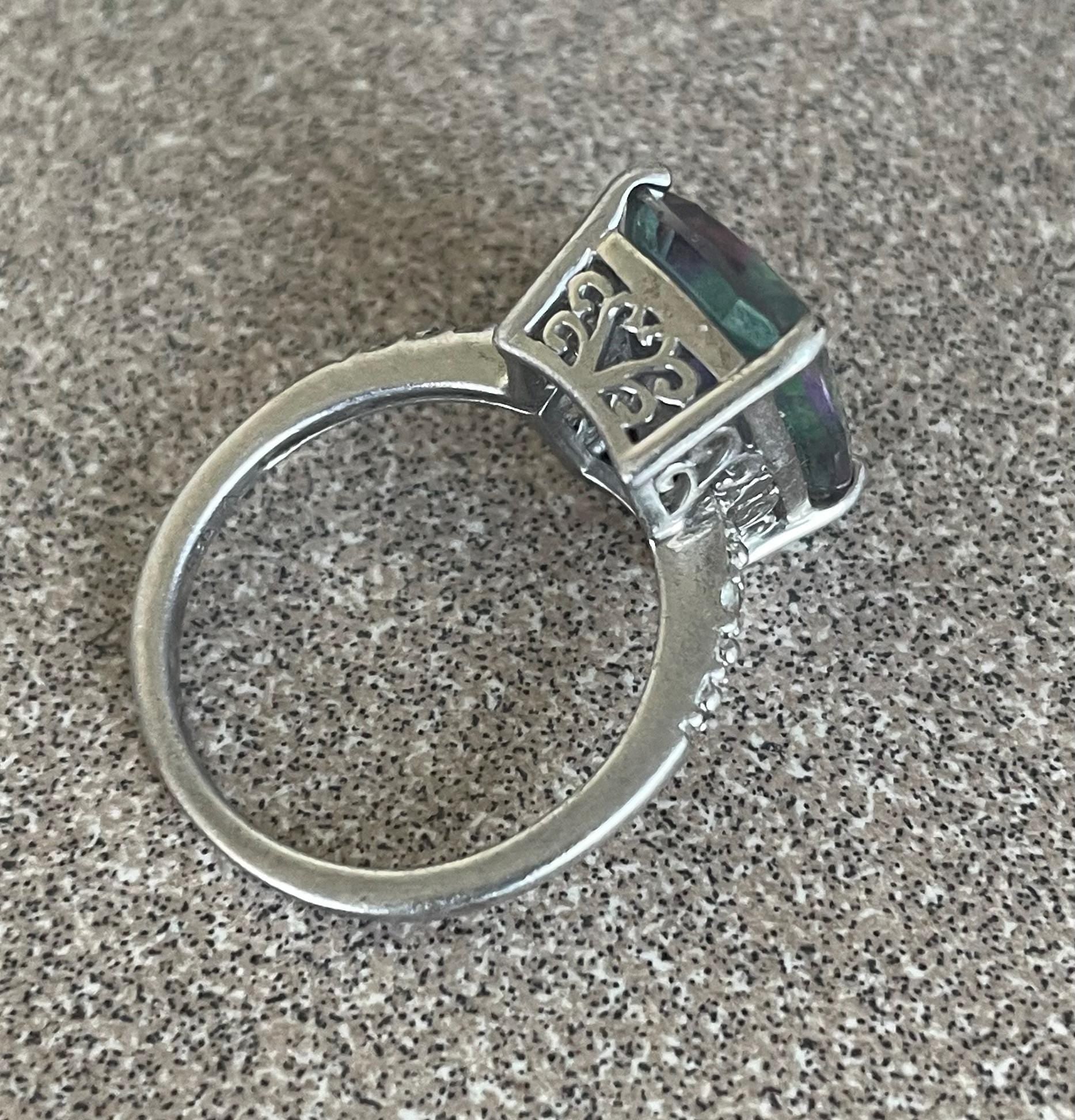 Stunning Vintage Bali Estate Mystic Topaz Stamped "M" For Robert Manse Sterling Silver and 18k Gold Ring Size 6