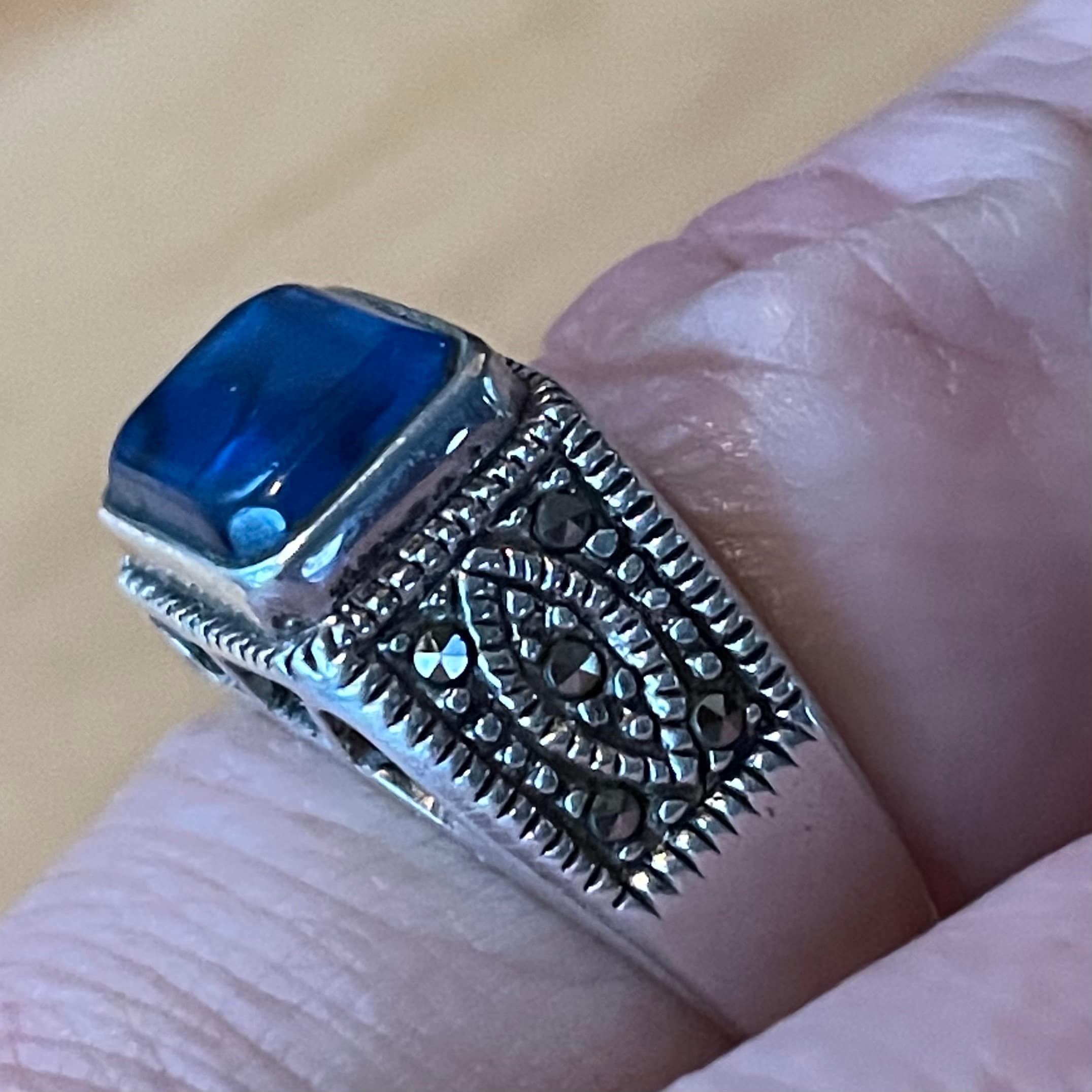 Beautiful Eye Catching Style Sterling Silver, Marcasite Ring Size 7