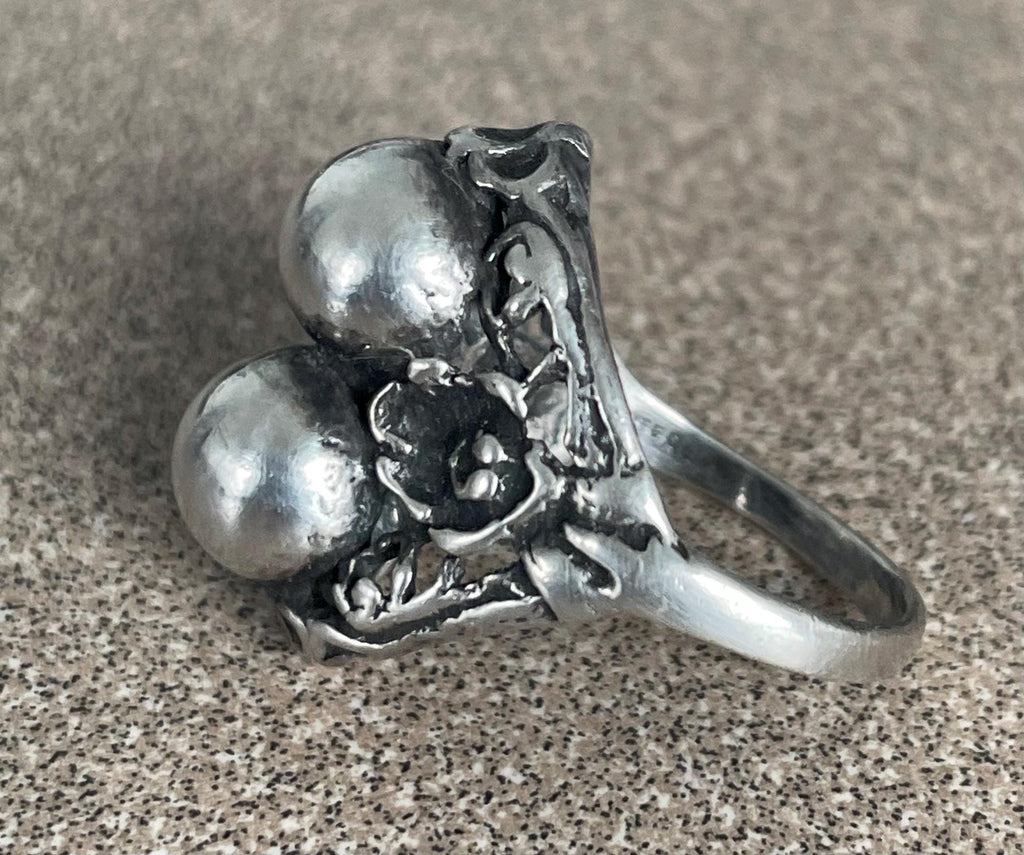 Unique Vintage Artist Signed JP Ladies Sterling Silver Double Silver Pearl Ball Ring Size 6