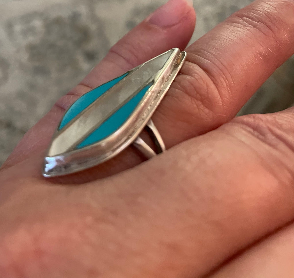Vintage Artist Signed Native American Ring with Turquoise and Mother of Pearl Size 9