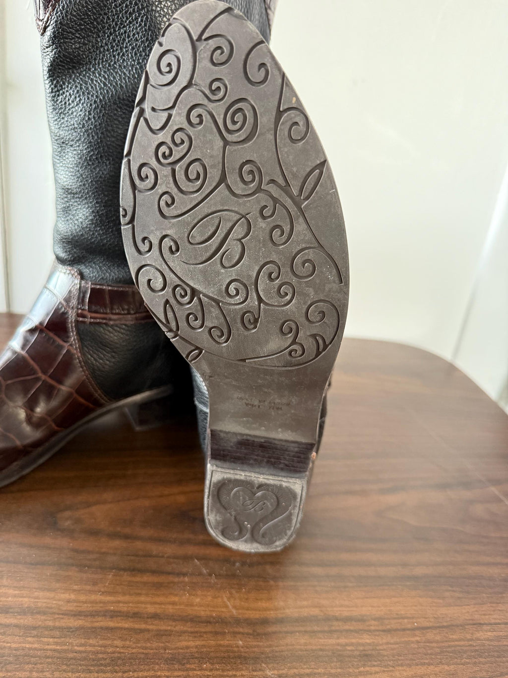 Beautiful Vintage Western Authentic Brighton Black Leather Croc Trim Boots Size 10 M