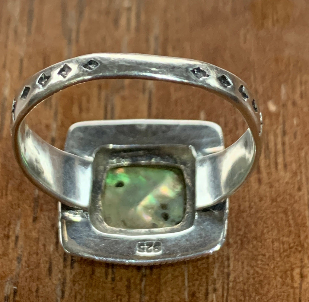 Beautiful Eye Catching Style Sterling Silver Abalone Ring Size 11