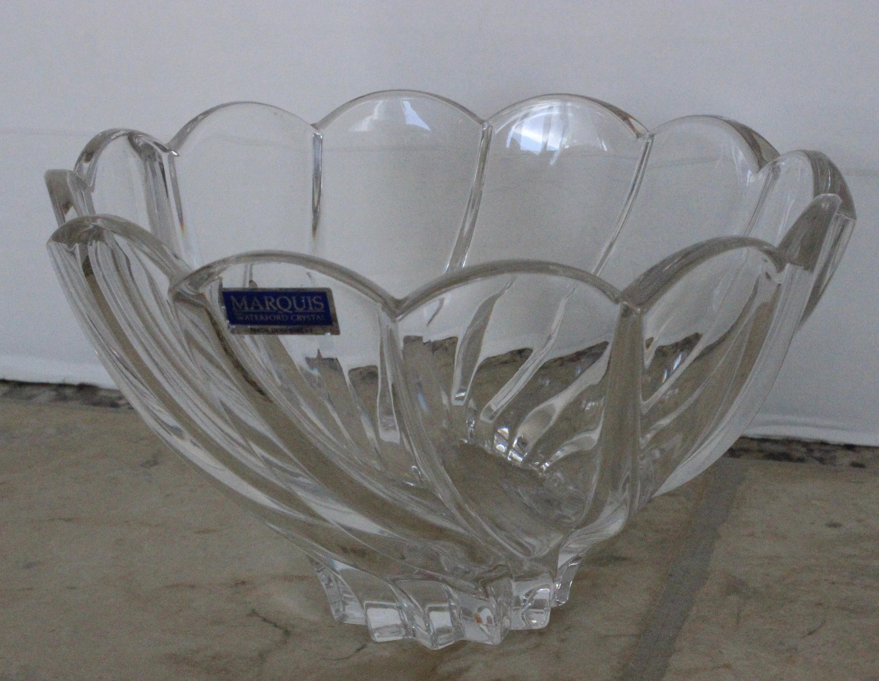Beautiful Authentic Waterford Crystal Marquis "Wild flower" Bowl