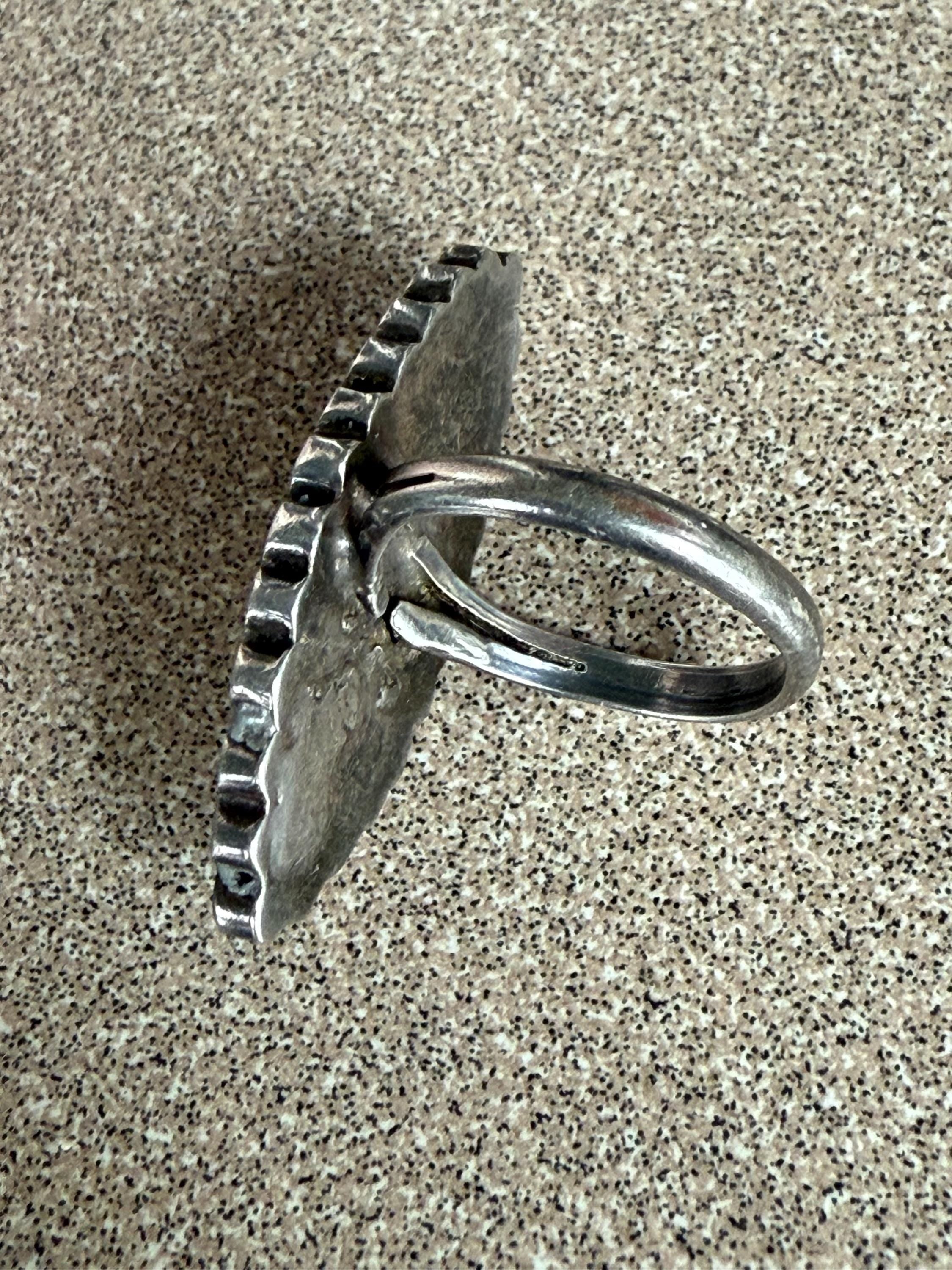 Stunning and Unique Native American Zuni Sterling Silver Ring Size 4 3/4