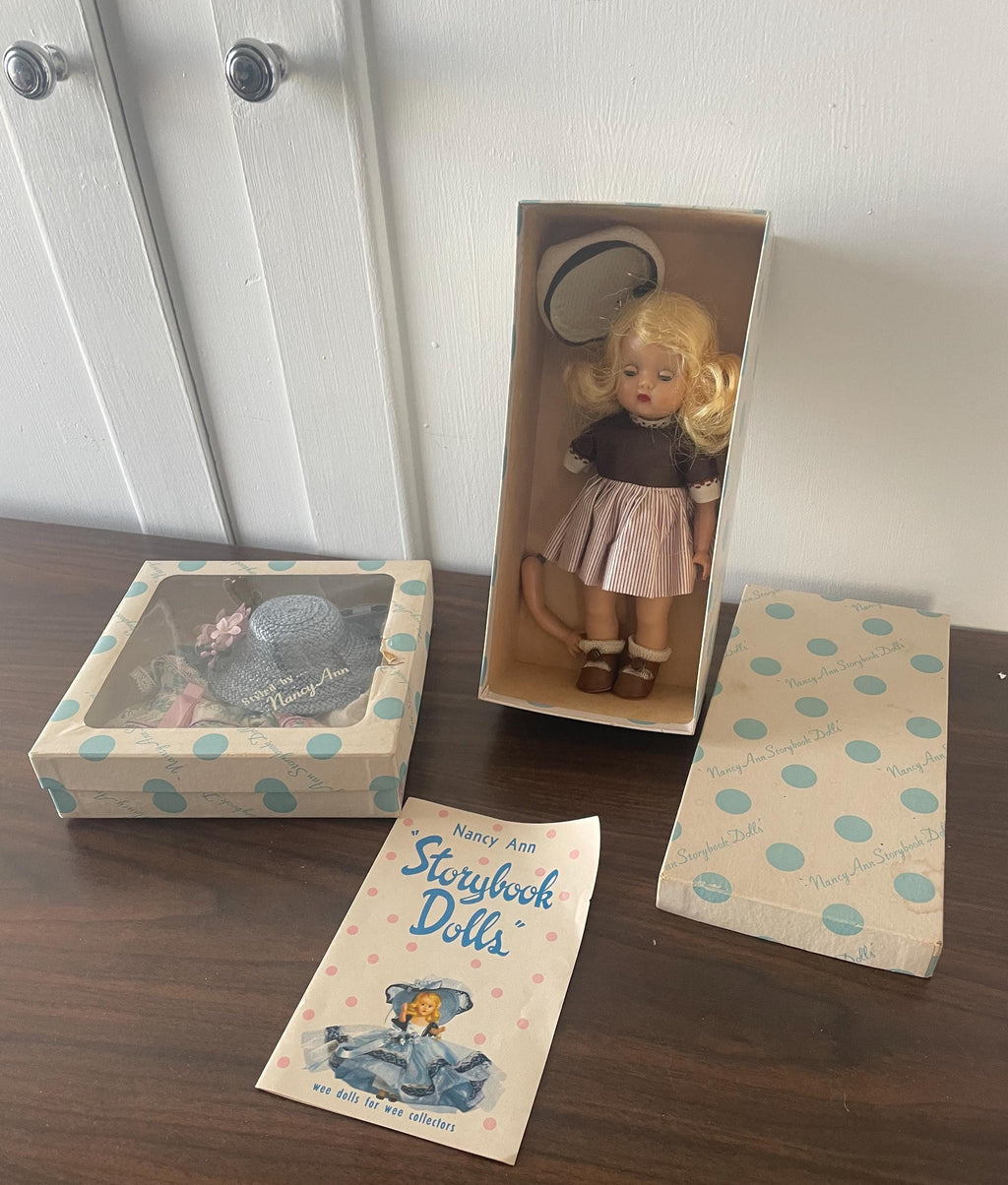 Rare Vintage 1953 Nancy Ann Storybook 608 MUFFIE Strung Doll No Eyebrows With 2 Outfits and Accessories