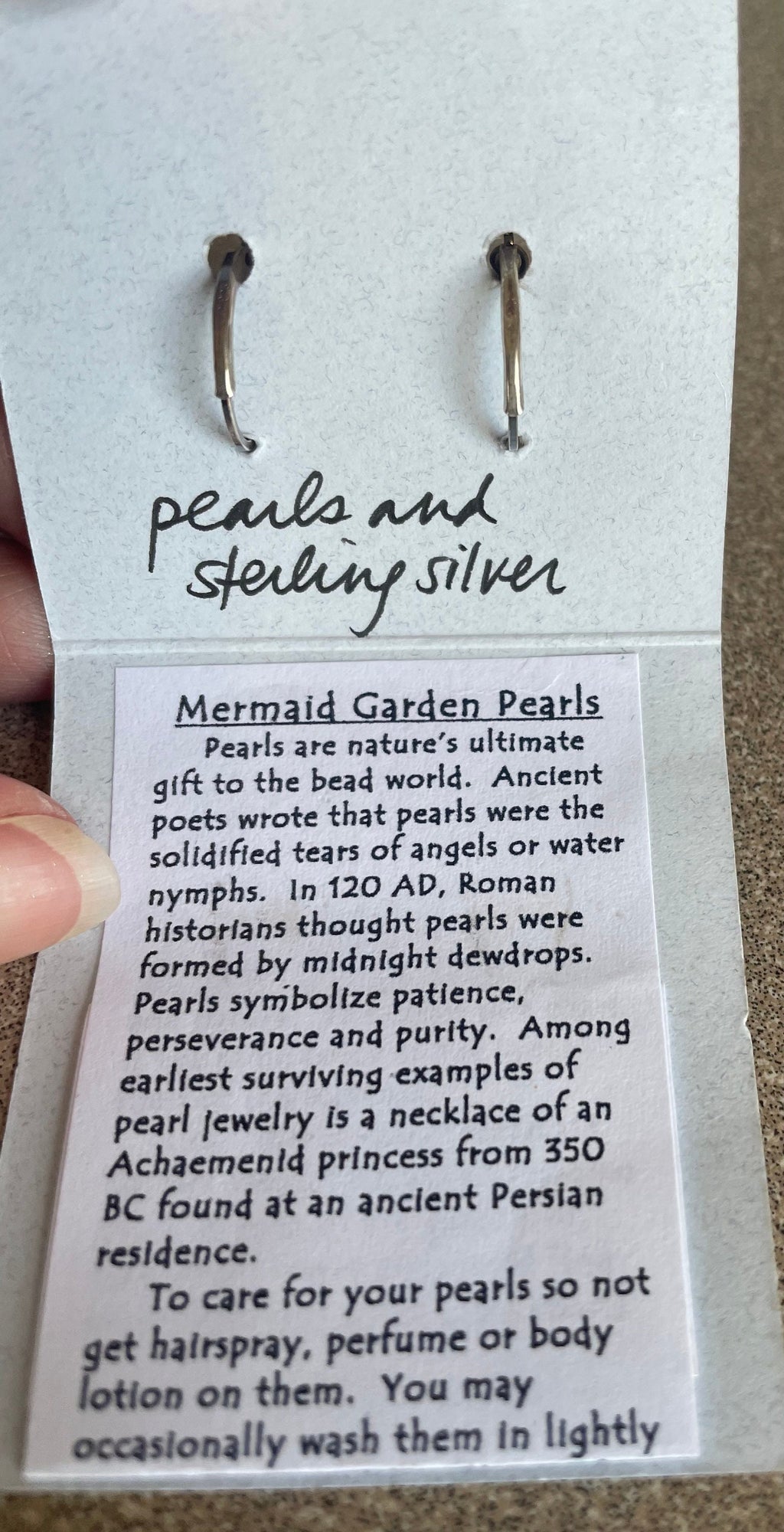 Beautiful Vintage Sterling Silver and  Black Mermaid Garden Pearls Dangle Earrings