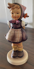 Vintage 1979  M J Hummel  "Which Hand?" Girl Figurine