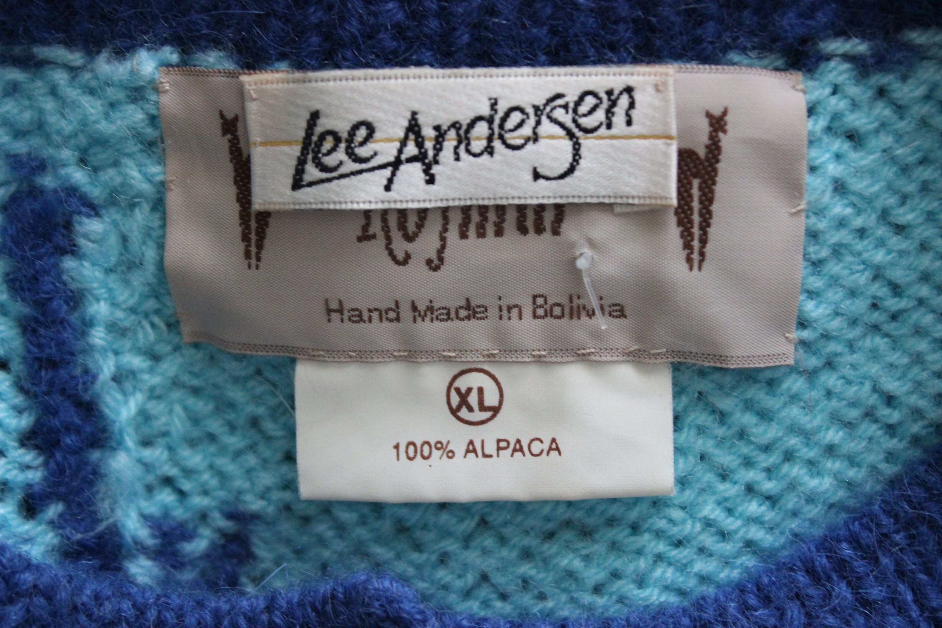 Custom Mountains and Sea Ladies Tapestry Vintage Lee Andersen 100% Alpaca Knit Sweater Size XL