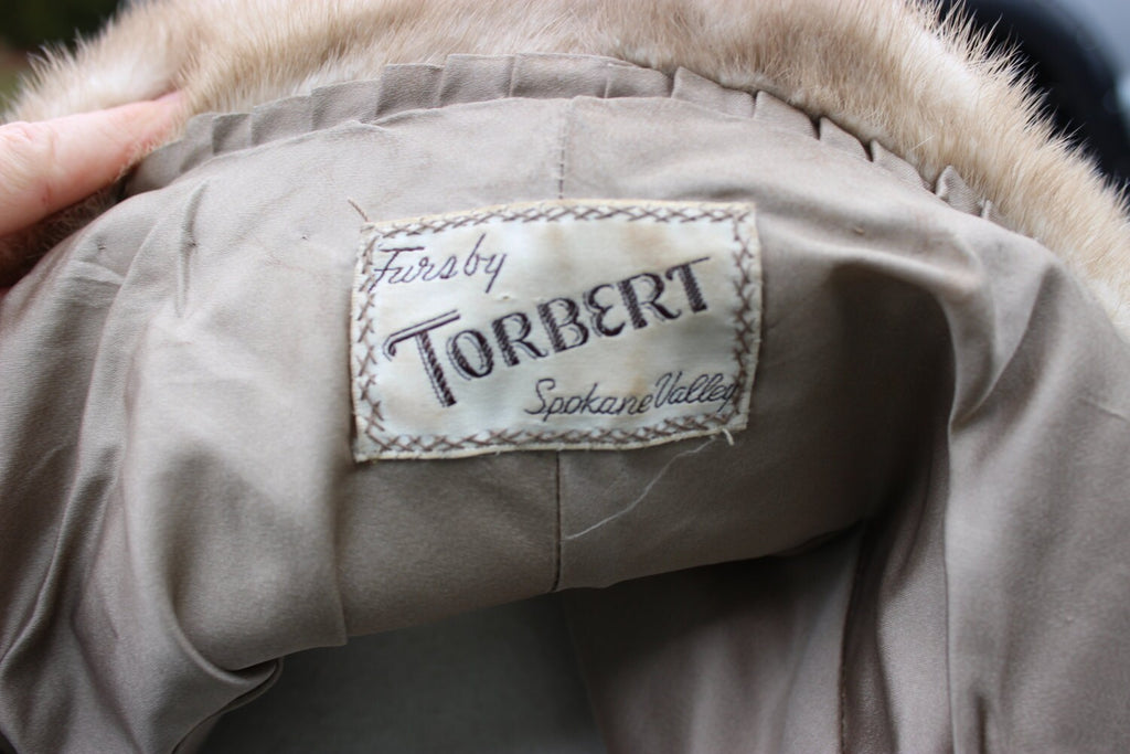 Genuine  Real Fur Natural "Tourmaline" Creamy White Mink Cape Stole Bolero