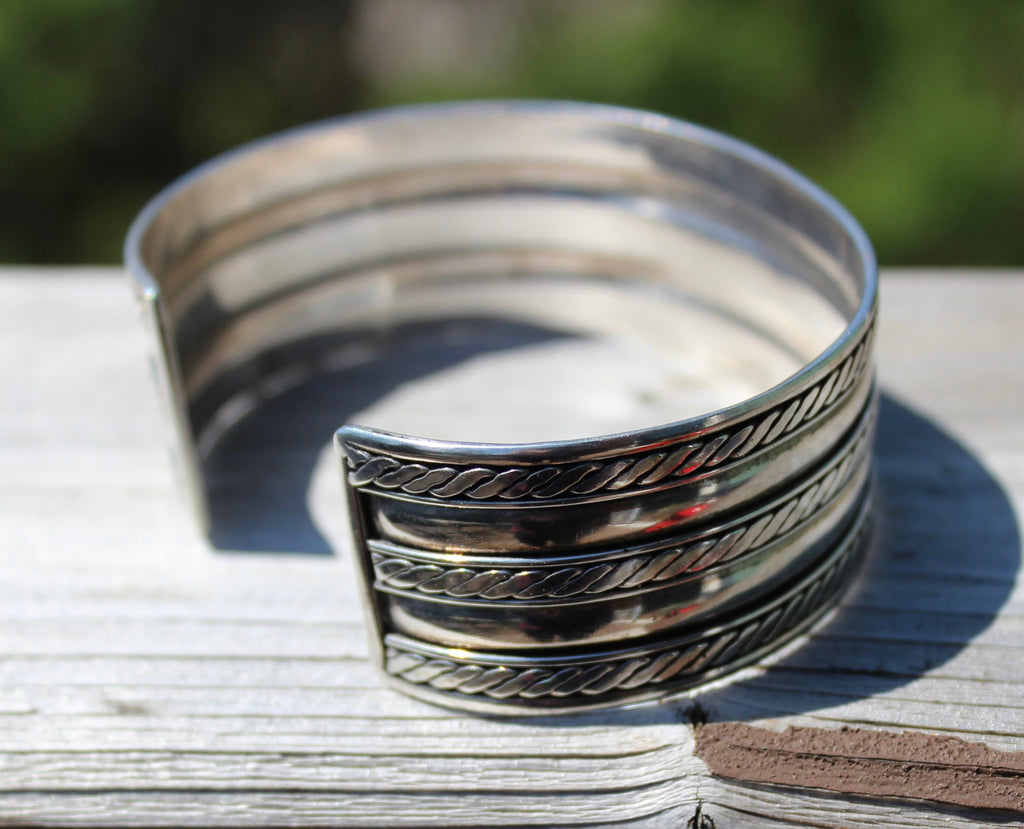 Beautiful Vintage Sterling Silver Cuff Bracelet