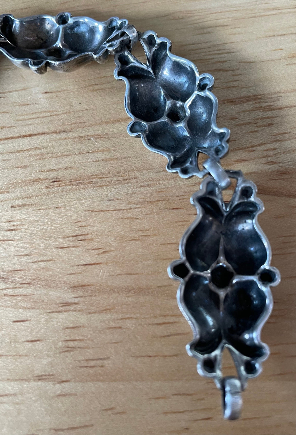 Large Beautiful Antique Art Nouveau Sterling Silver Molded Panel Bracelet