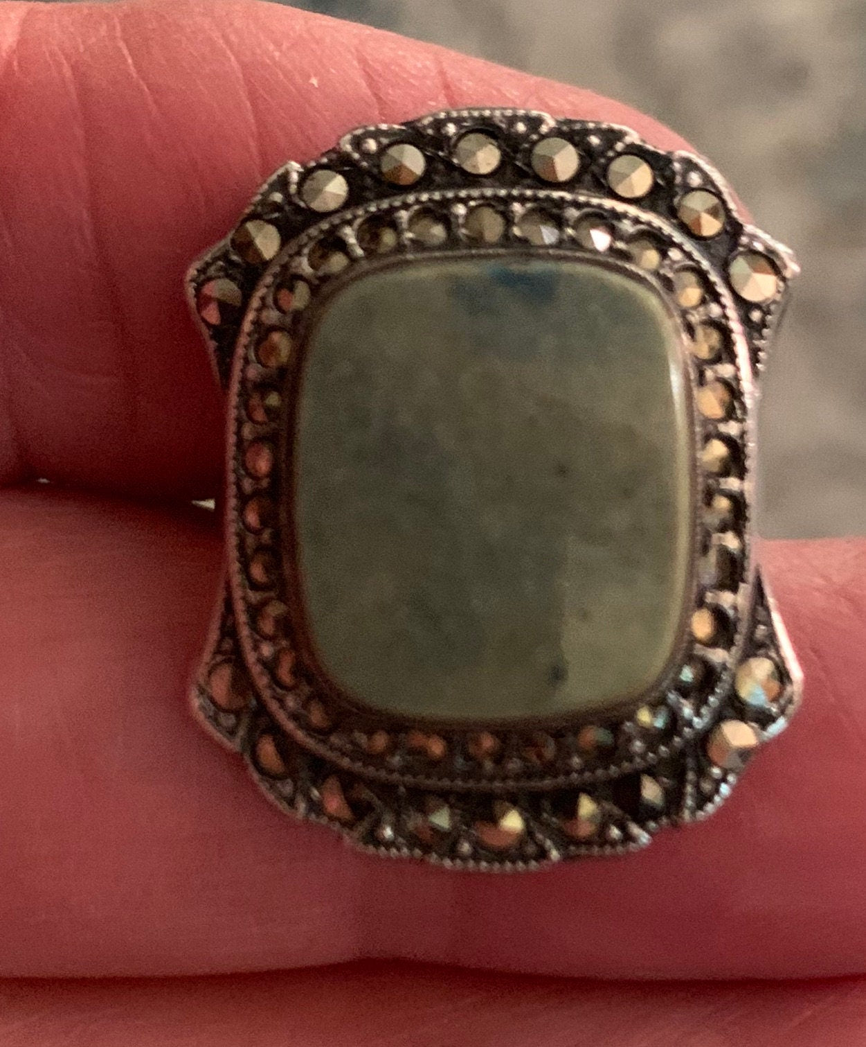 Beautiful Sterling Silver Green Jade and Marcasite Ring size 3 1/2