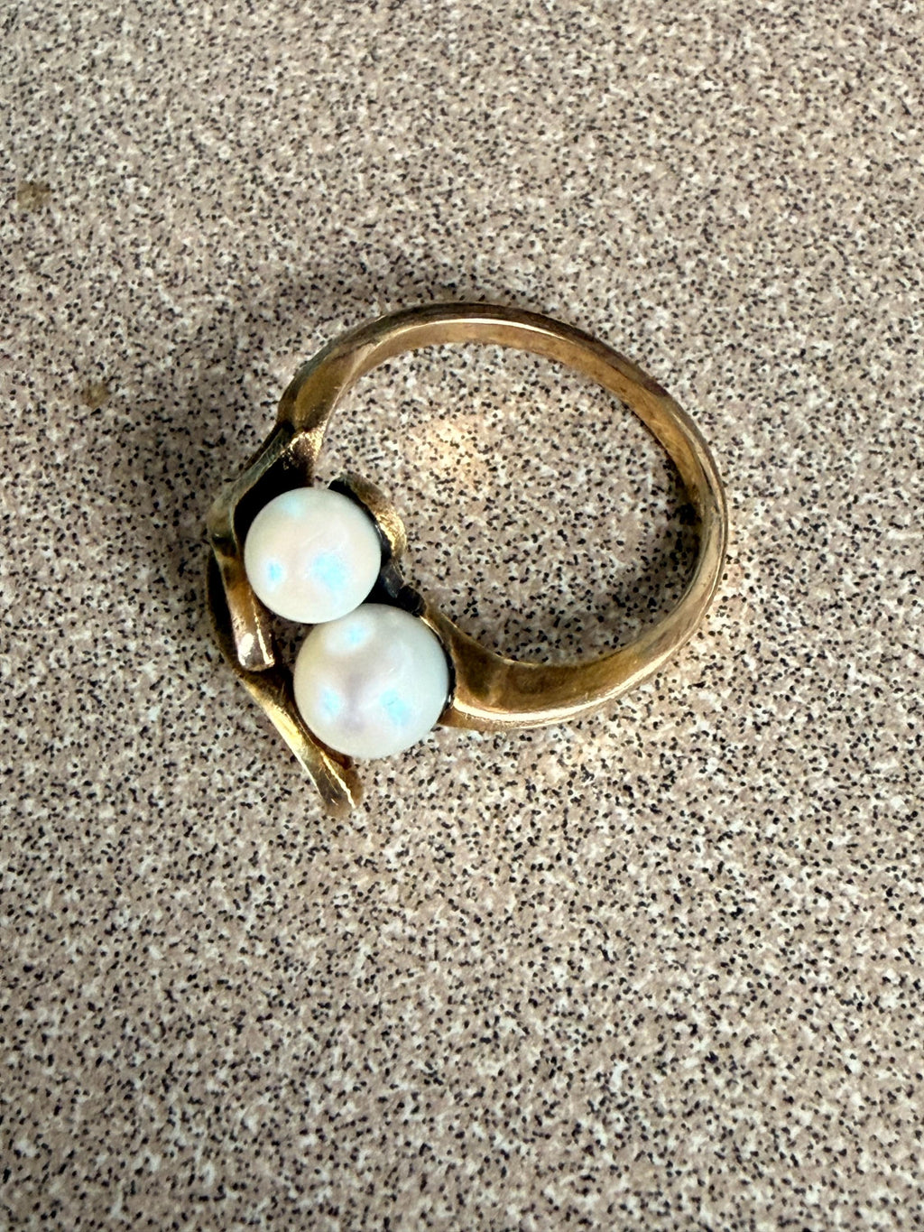 Vintage 10k Gold and Genuine Pearl Ring size 6 1/2