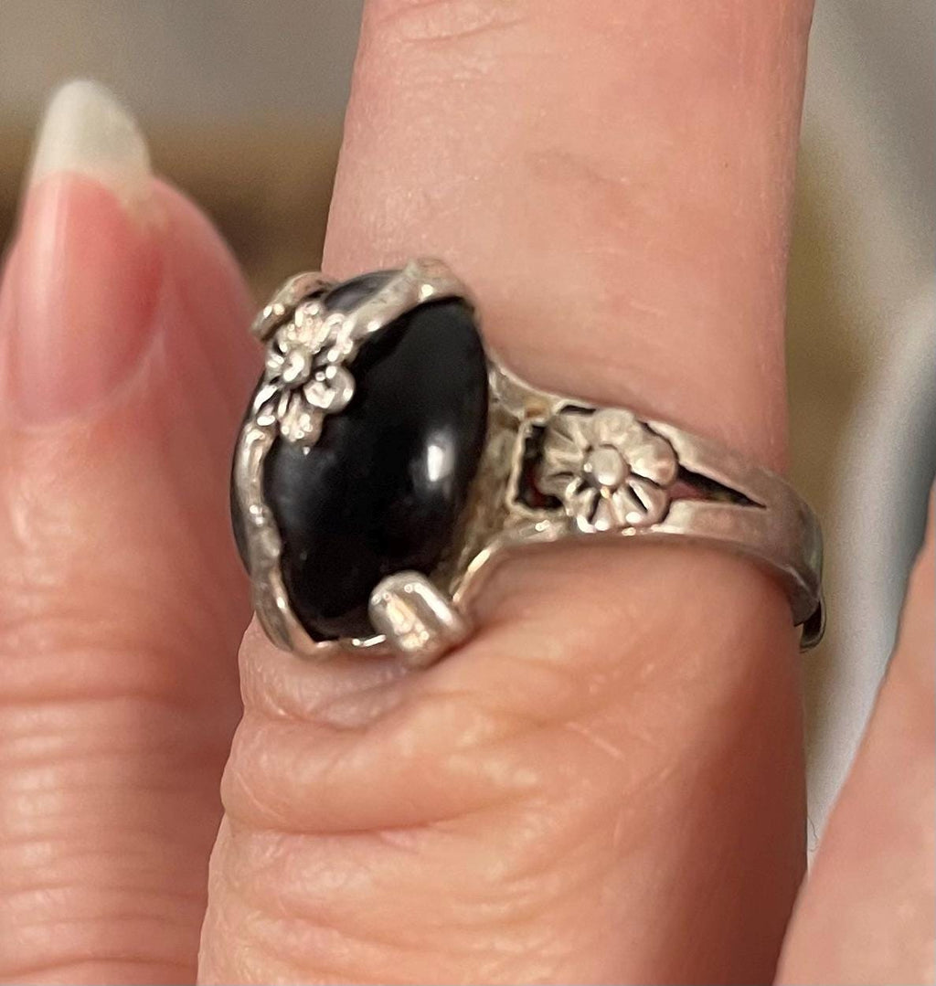 Vintage Unique Sterling Silver Black Onyx Moonstone Ring Size 5