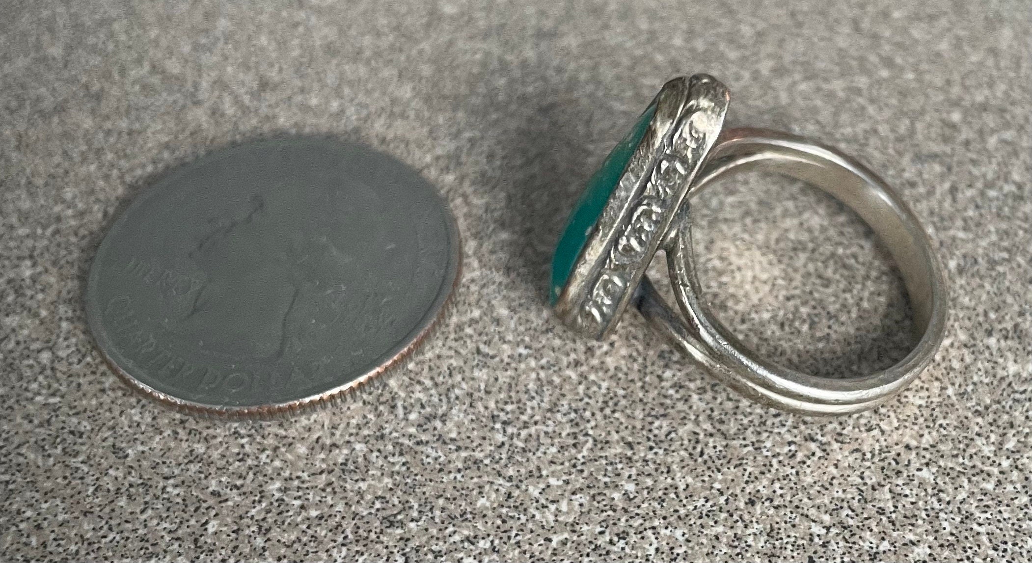 Beautiful Vintage Native American Pawn Silver Blue Green Turquoise Ring Size 7