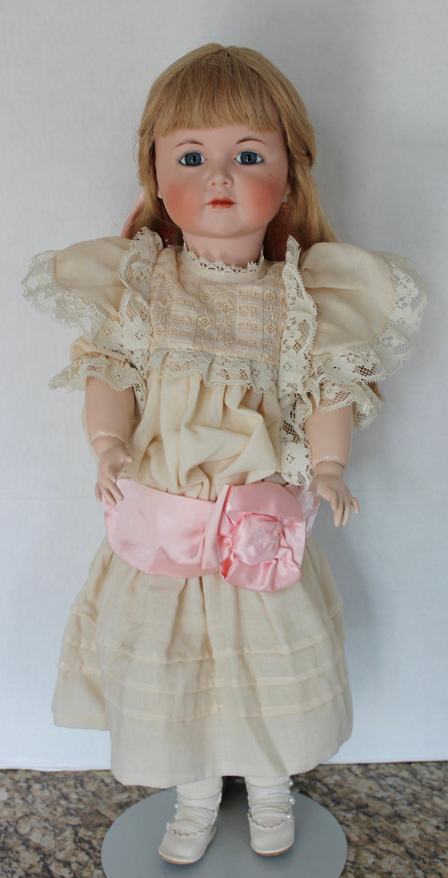 Beautiful 25" Artist Signed Lynda  Alan Marx 1984 K & R Simon Halbig Porcelain Repro Doll