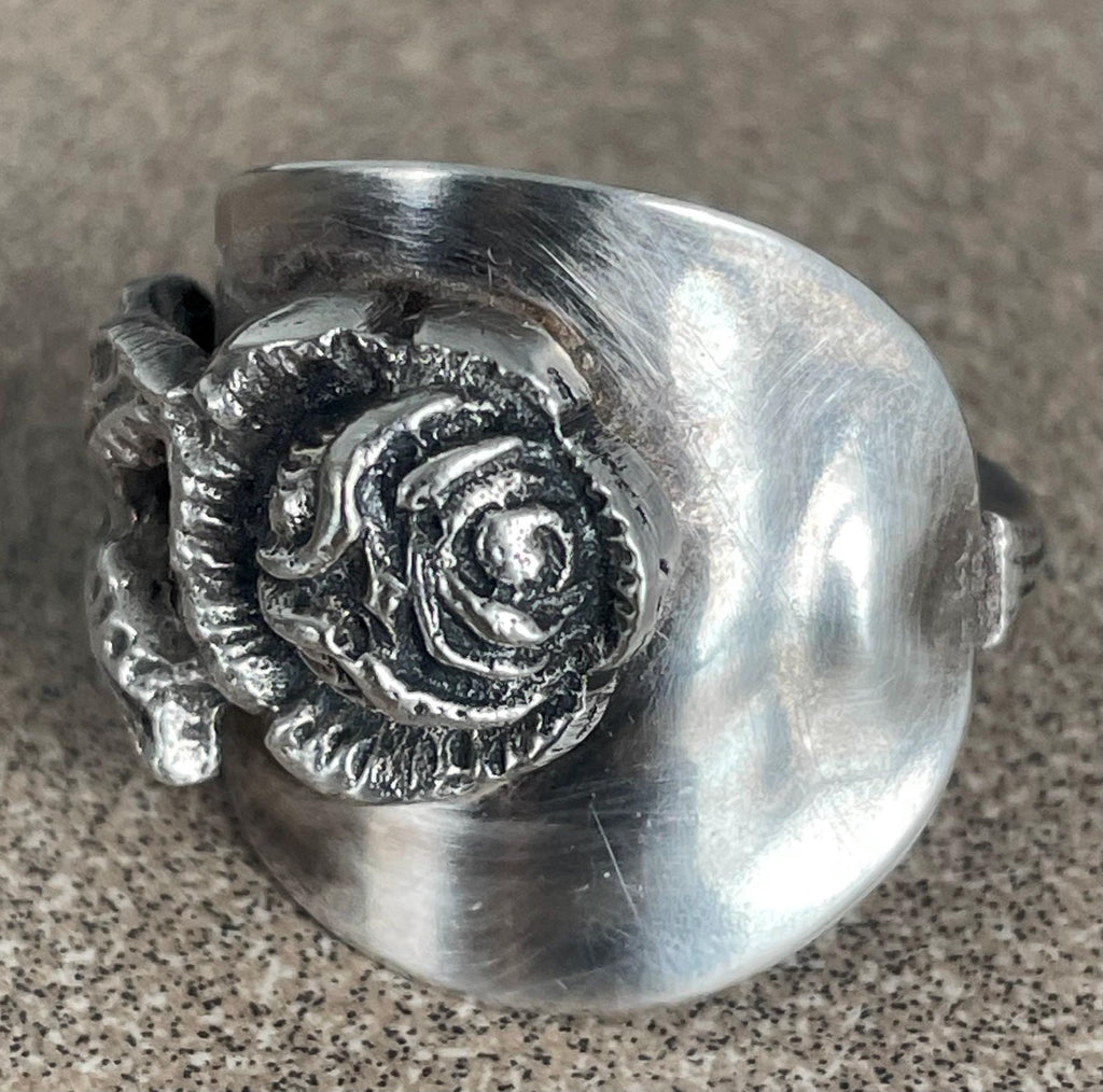 Unique Vintage Ladies Heavy Sterling Silver Rose Spoon Ring Size 10