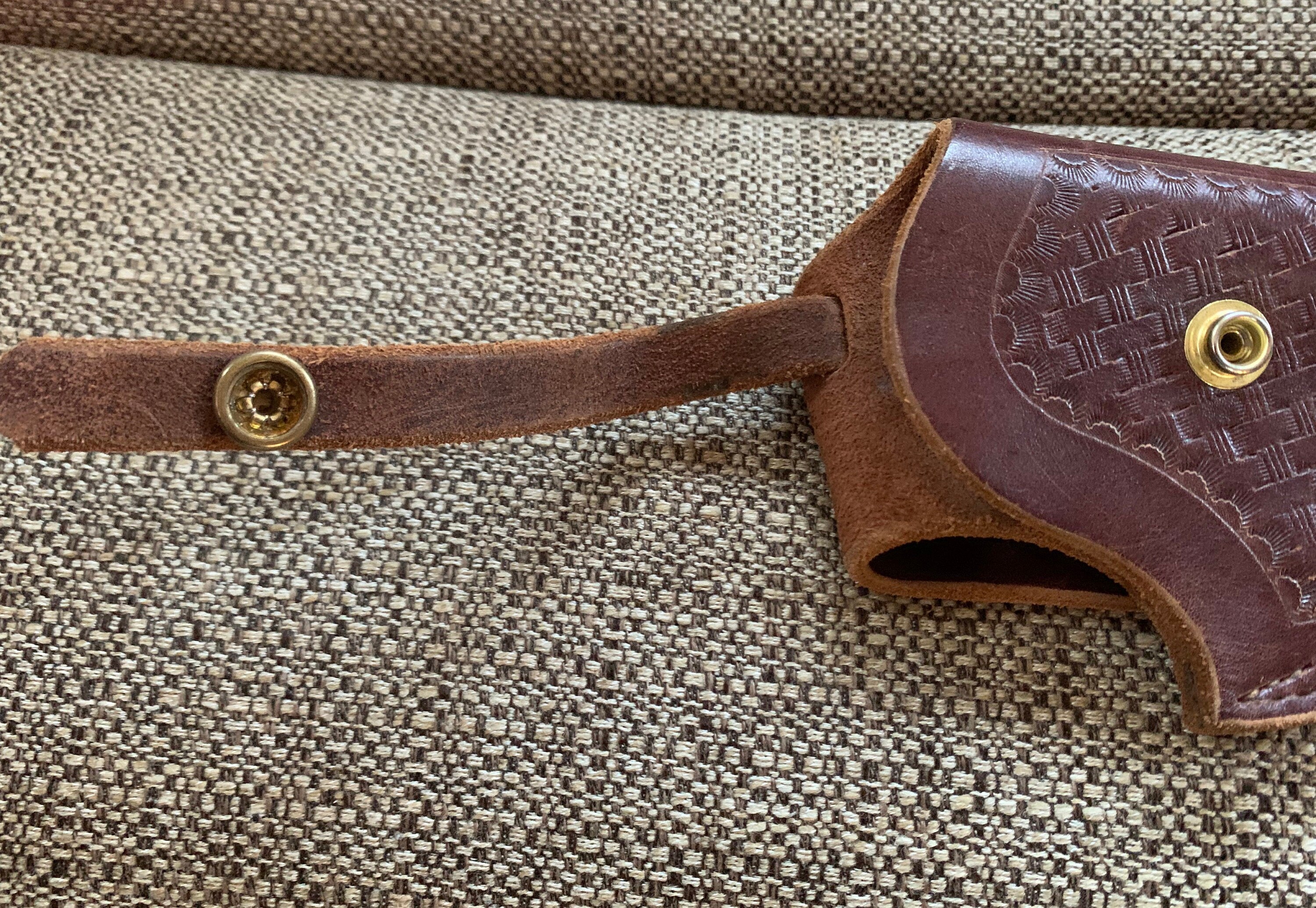 Vintage Genuine Brown Leather Hand Tooled Pistol Hand Gun Holster