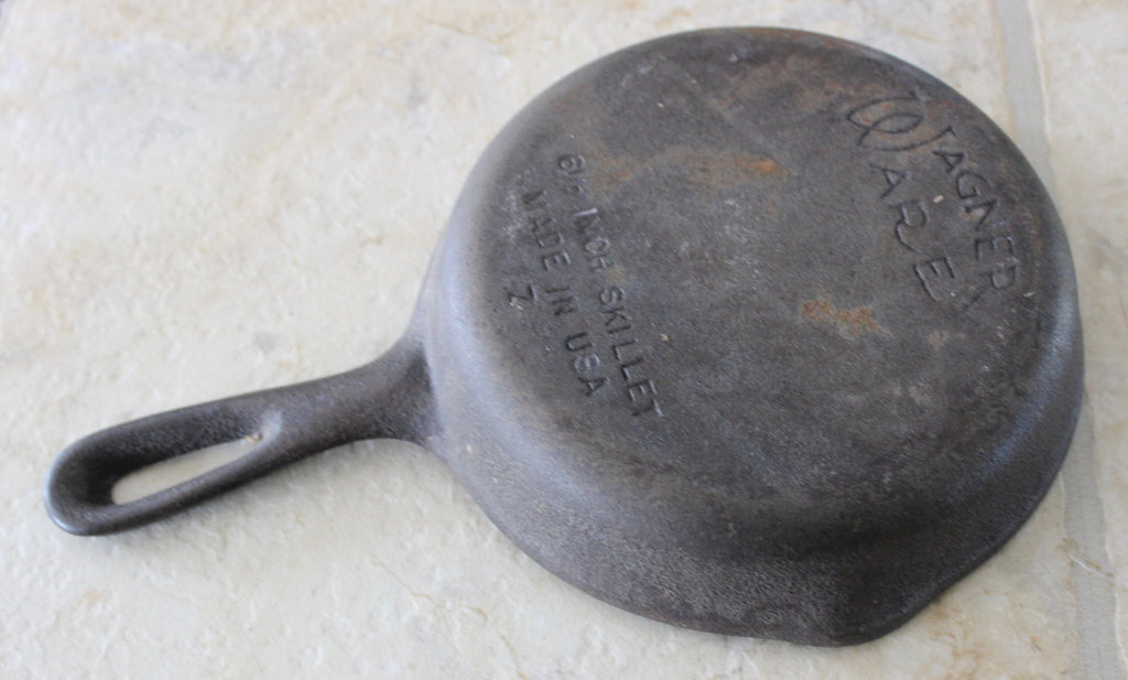 Vintage Small Wagner Ware 6 1/2" Cast Iron Skillet