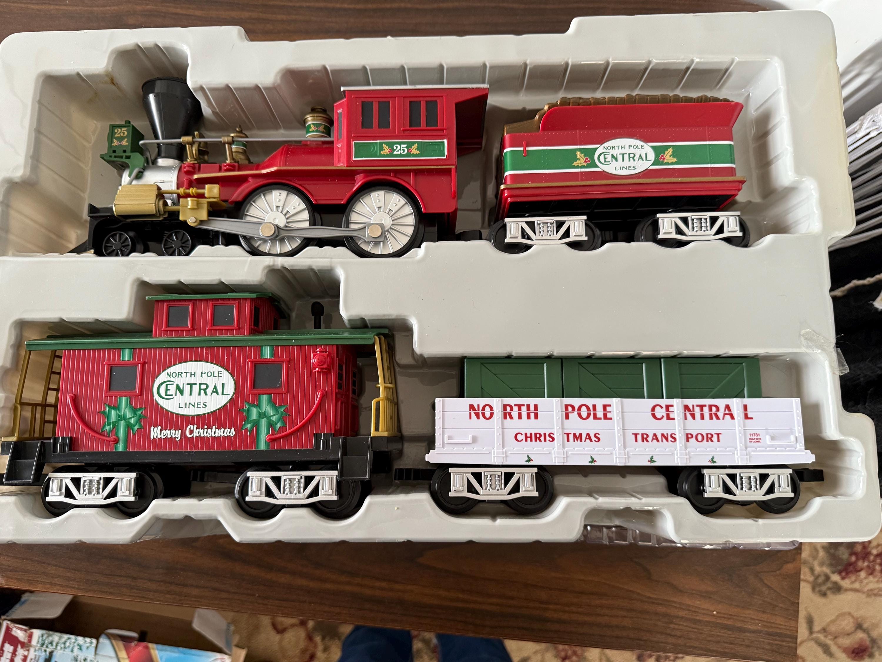 Nice Lionel North Pole Central Train Set for Under the Christmas Tree