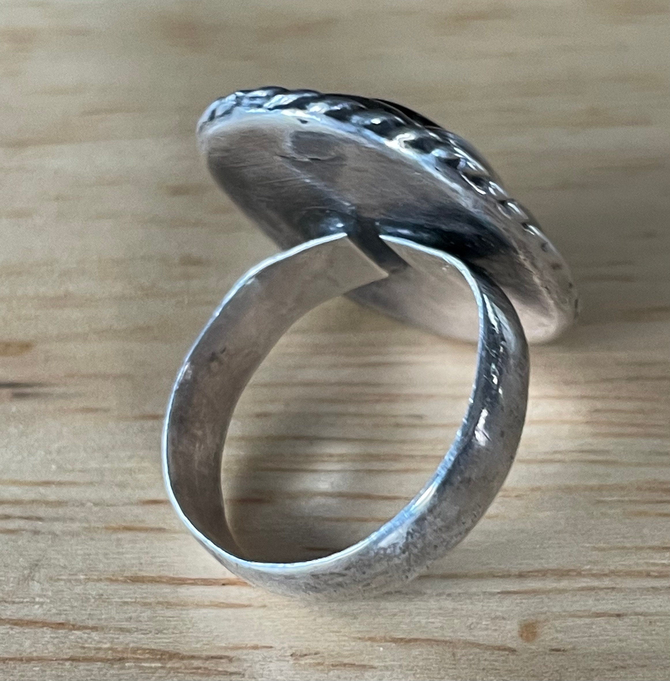 Beautiful Native American Sterling Silver and Fire Agate Ring Size 7