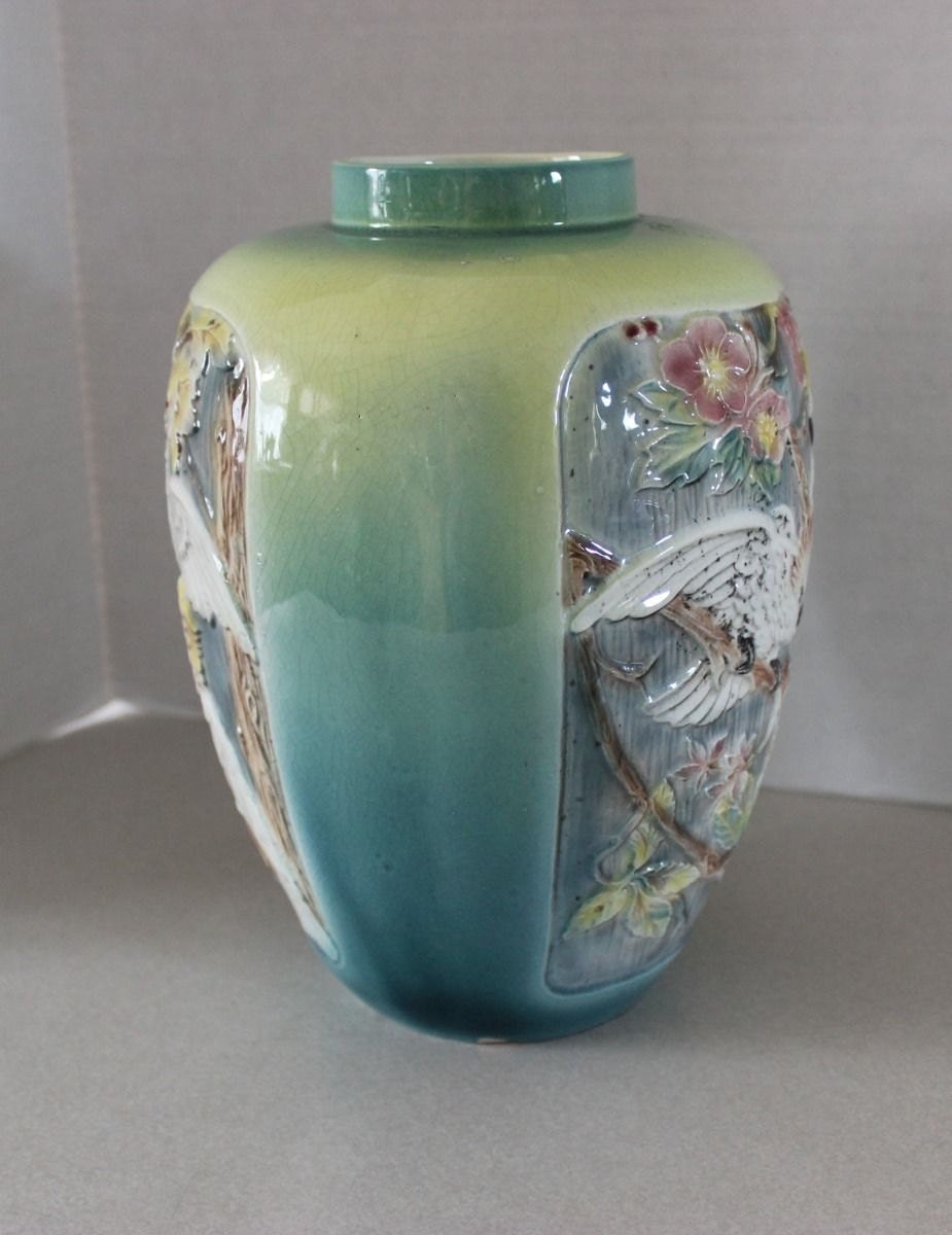 Rare Vintage Antique Large Bird Cockatoo Parrot & Dogwood Majolica Vase 2 Sided