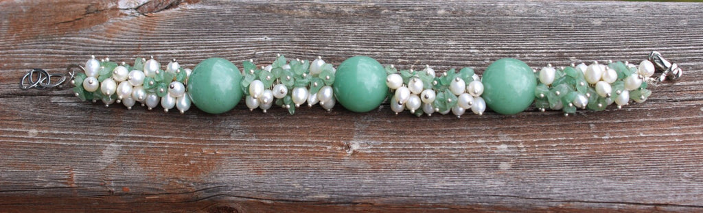 Unique Green Jade and Fresh Water Pearl Bracelet