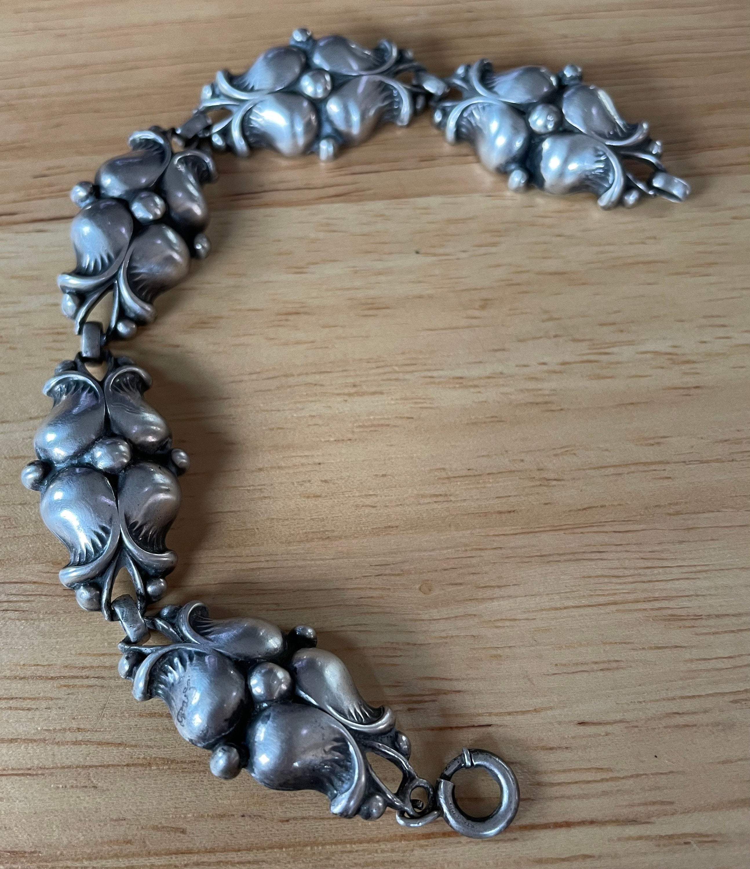 Large Beautiful Antique Art Nouveau Sterling Silver Molded Panel Bracelet