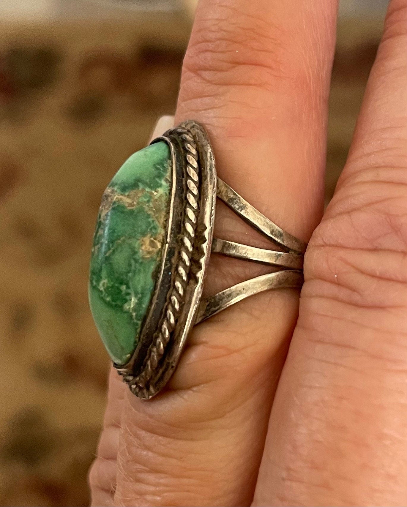 Vintage Artist Signed "H" Native American Blue Green Turquoise Sterling Silver Ring Size 6