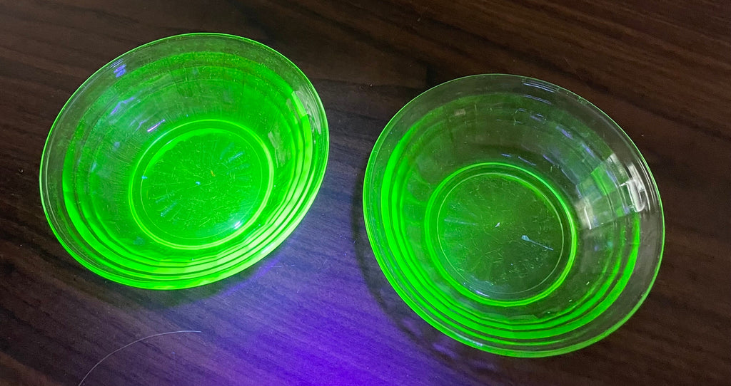 Beautiful Vintage Anchor Hocking Uranium Glass Custard Dishes Bowls Set of 2