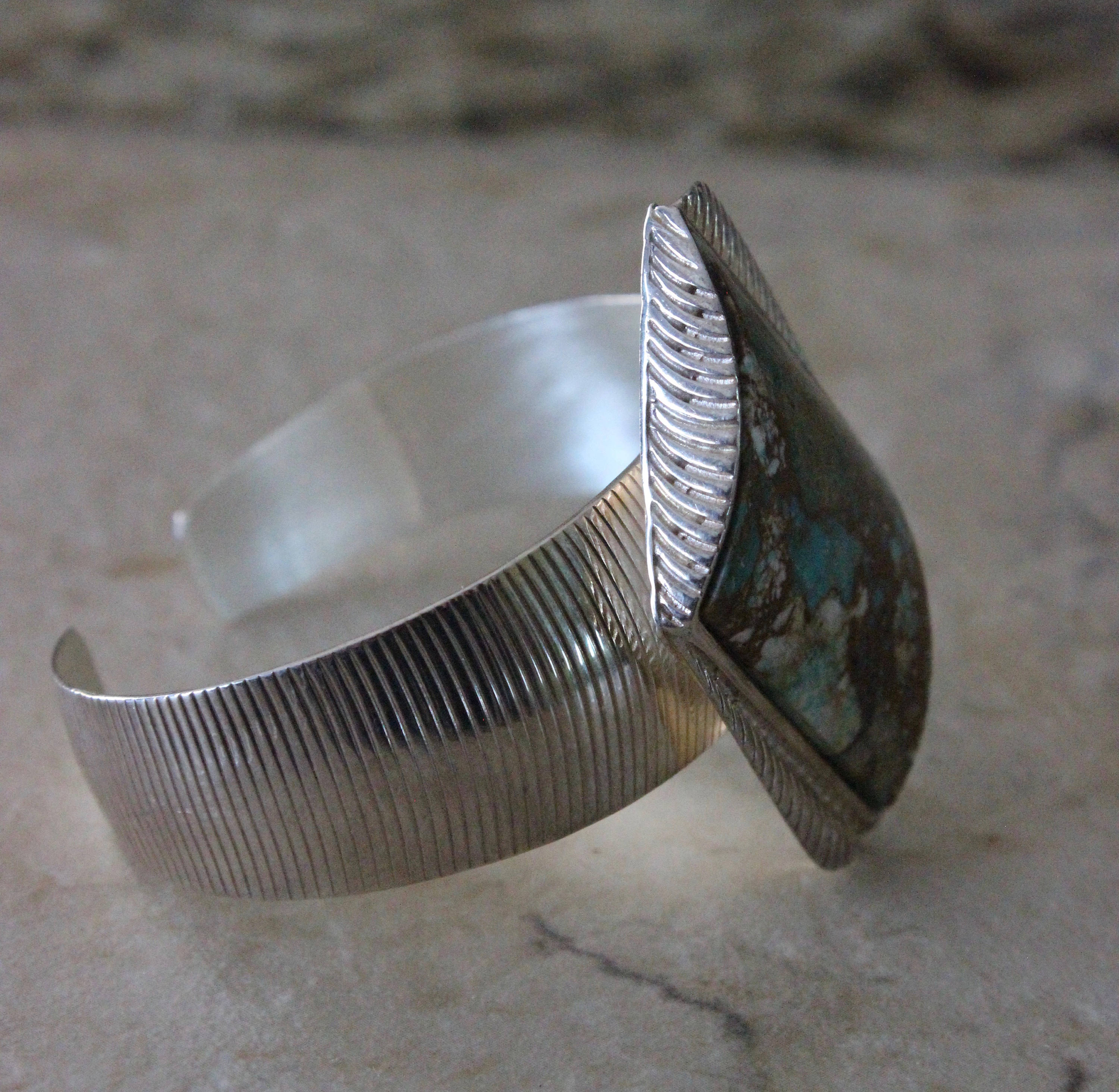 Beautiful Modernist Artist Signed DE Sterling Silver Multicolor Turquoise Cuff Bracelet