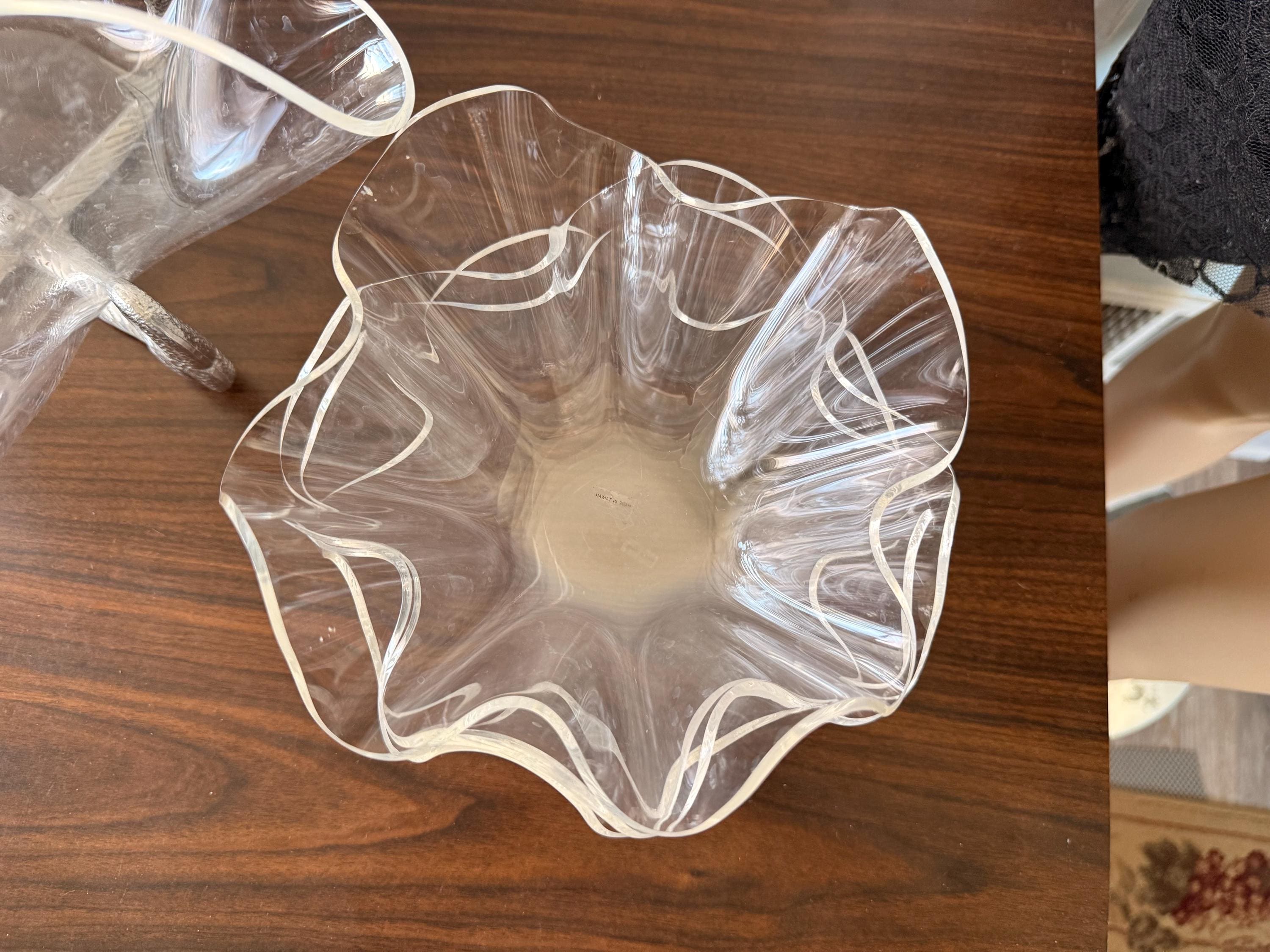 Vintage 1989 Arthur Court Large  Acrylic Salad Bowls Set Aluminum Swan Stand