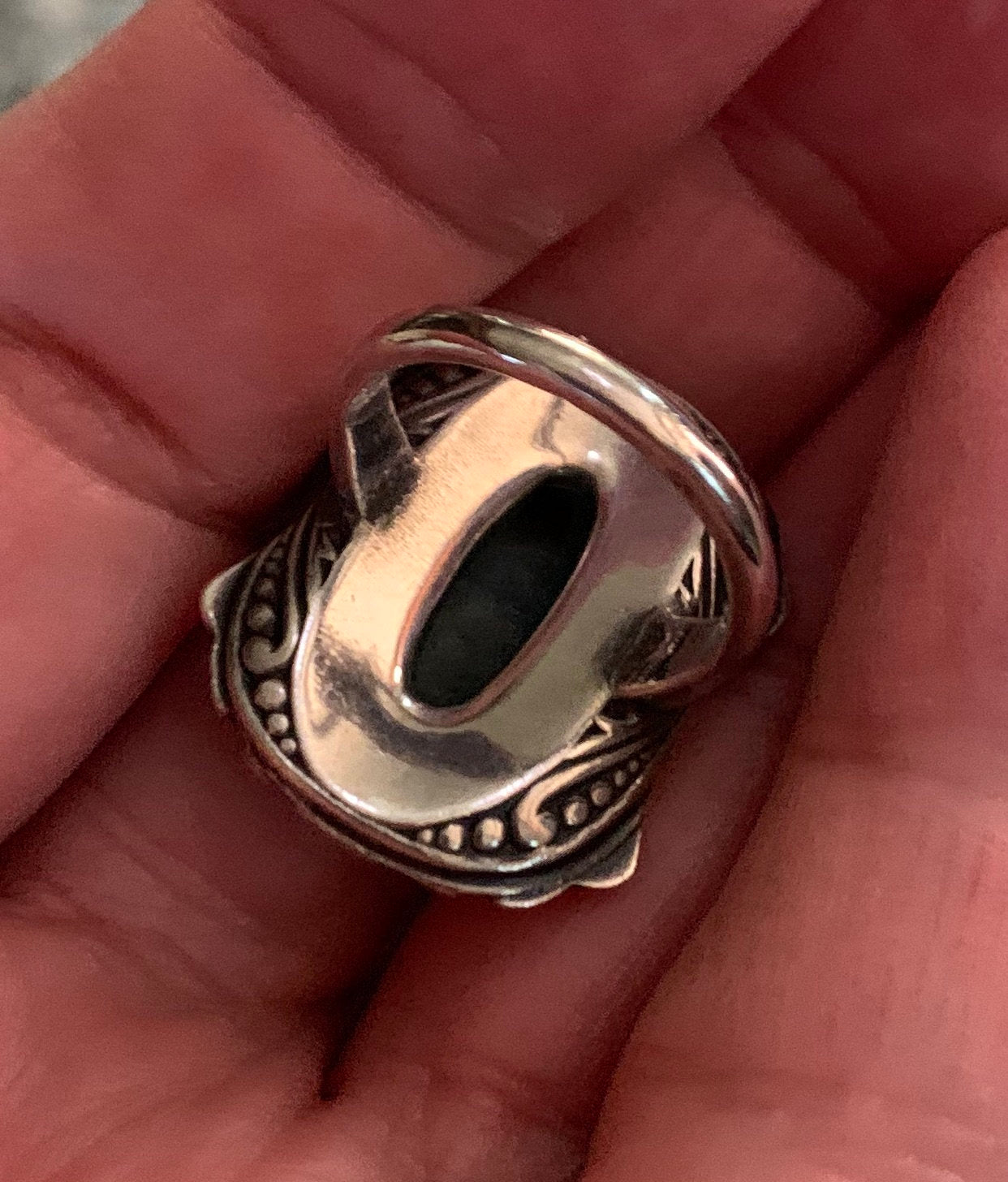 Beautiful Sterling Silver Green Jade and Marcasite Ring size 3 1/2