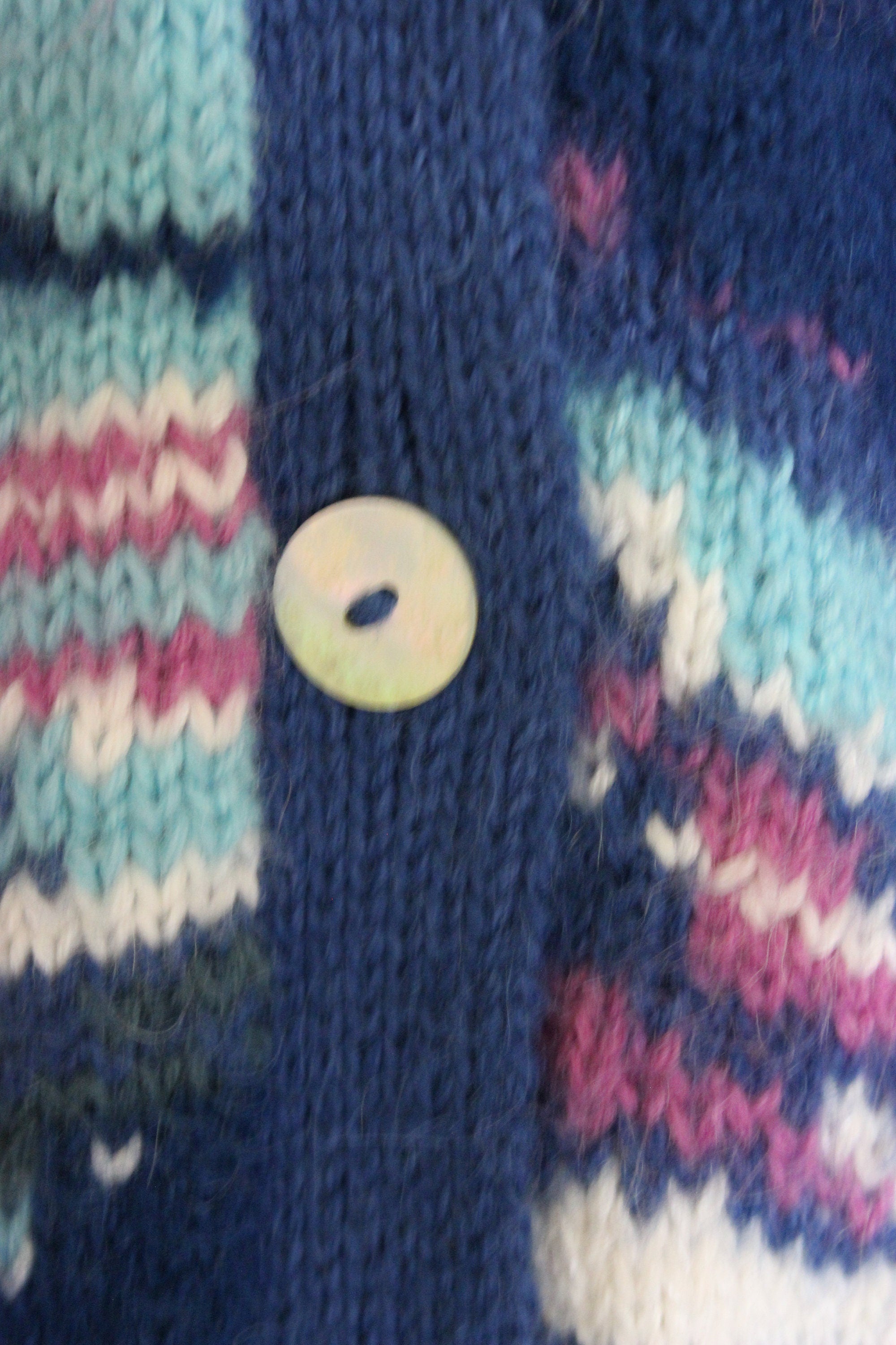 Custom Mountains and Sea Ladies Tapestry Vintage Lee Andersen 100% Alpaca Knit Sweater Size XL