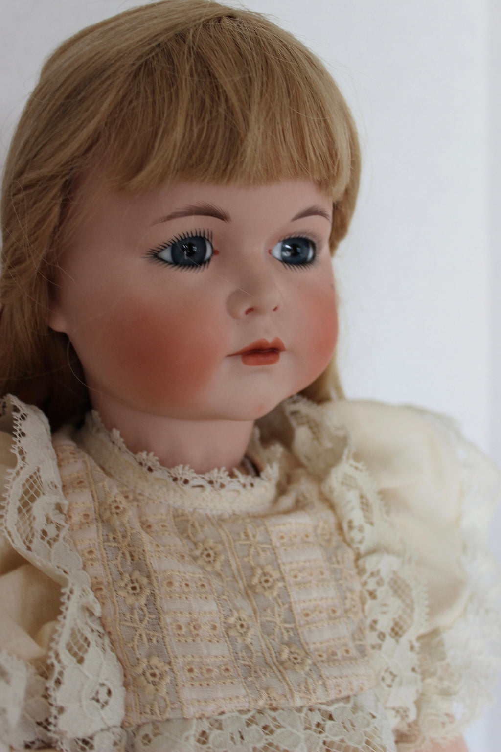 Beautiful 25" Artist Signed Lynda  Alan Marx 1984 K & R Simon Halbig Porcelain Repro Doll