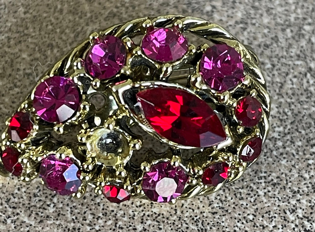 Large Vintage Red and Pink Rhinestone  Brooch Pin and Clip Earrings